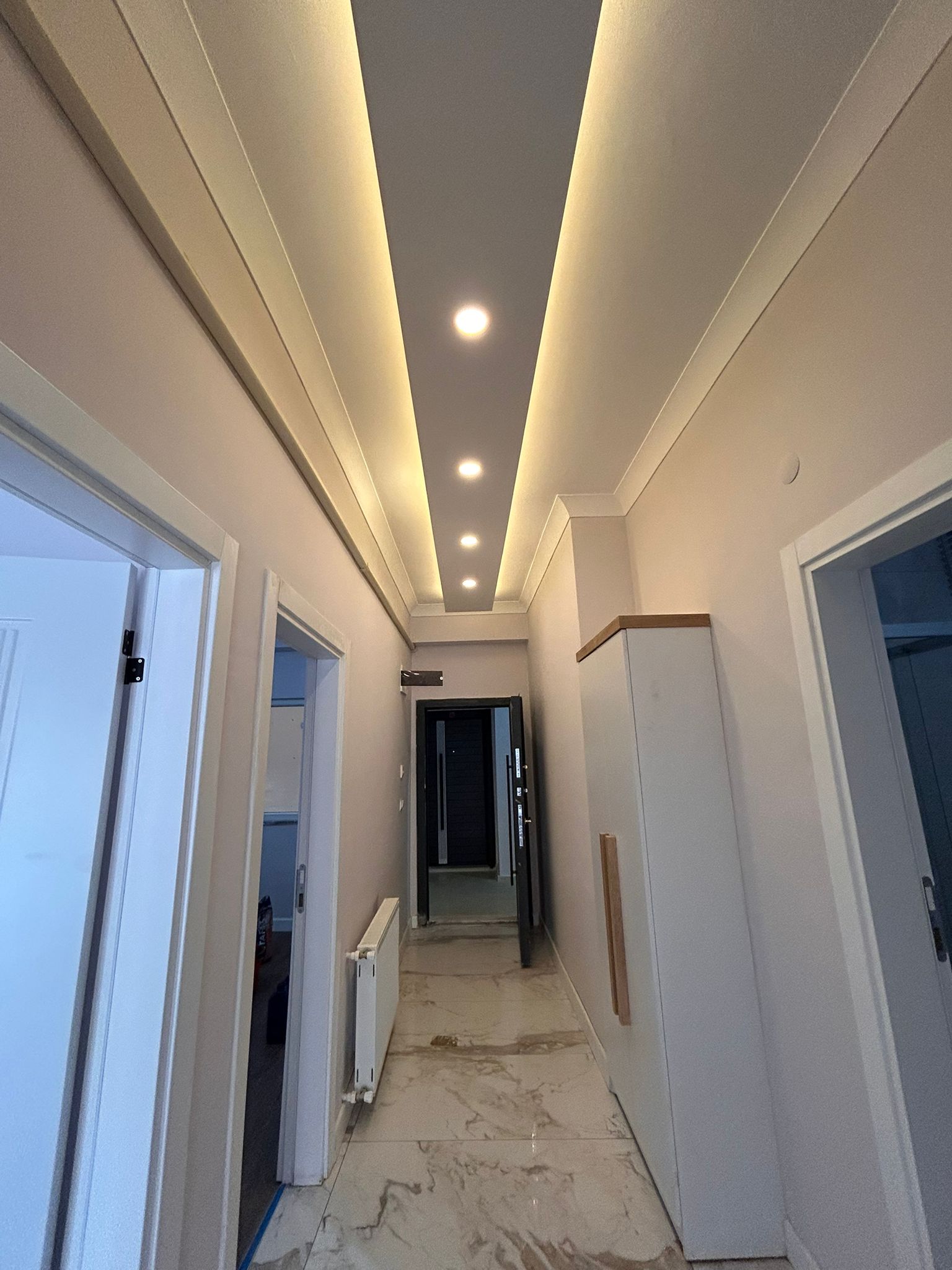 BALIKESİR EDREMİT CUMHURİYET MAHALLESİNDE KİRALIK 2+1 SIFIR DAİRE