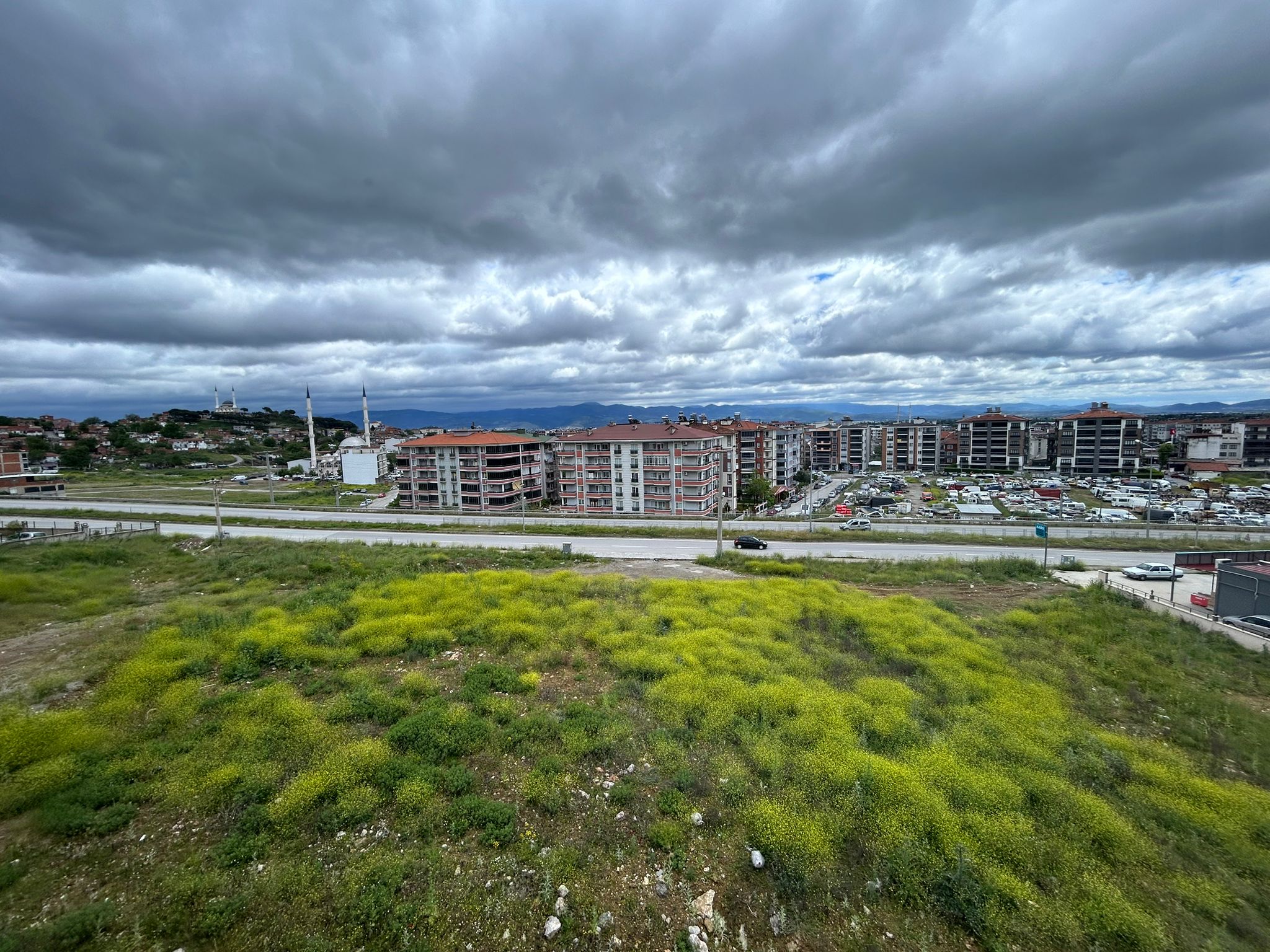 🏡 BALIKESİR EDREMİT ATATÜRK MAHALLESİNDE SİTE İÇERİSİNDE HAVUZLU 2+1 LÜKS DAİRE