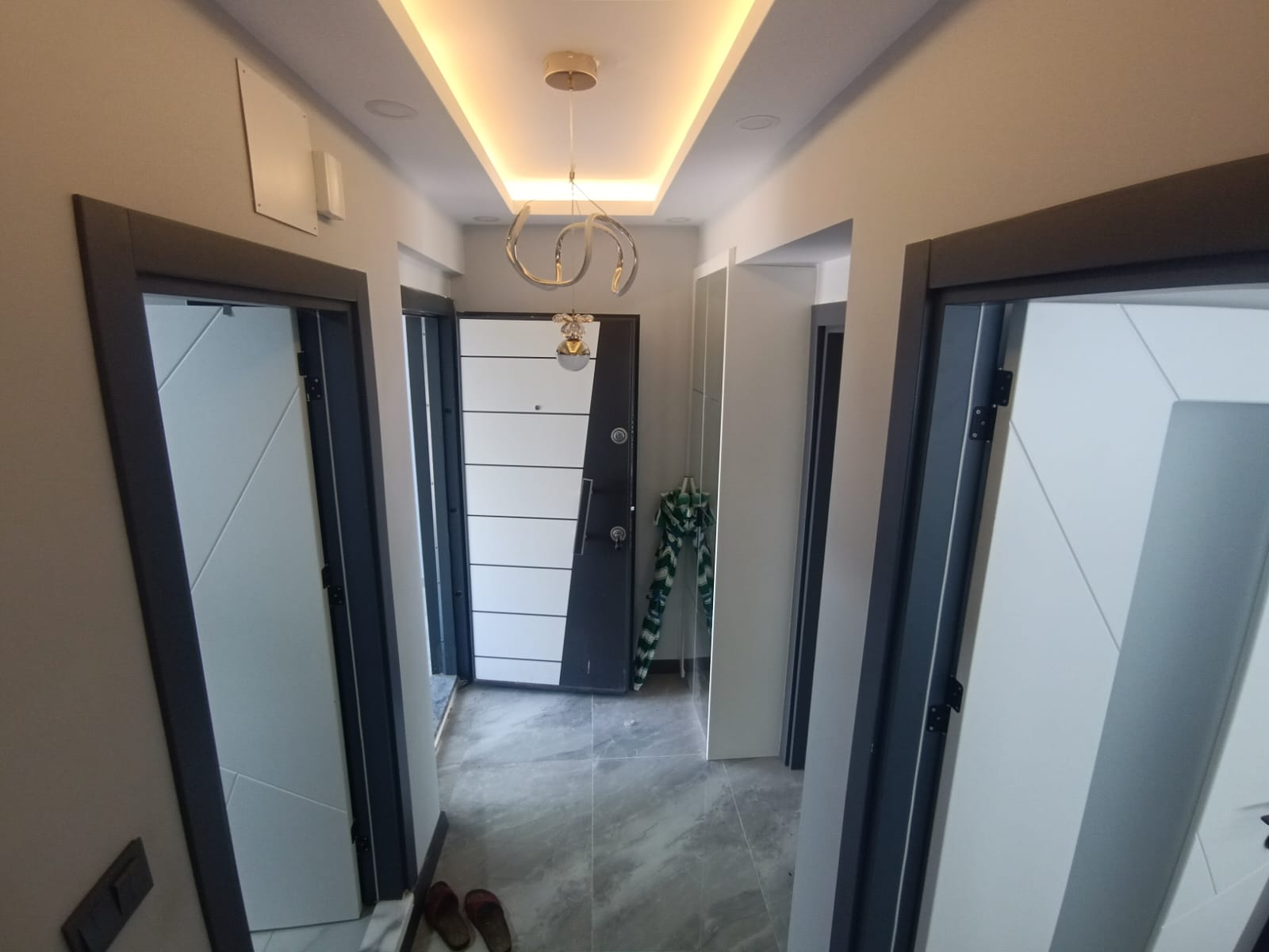 ALTINOLUKTA SEZONLUK KİRALIK 2+1 DAİRE