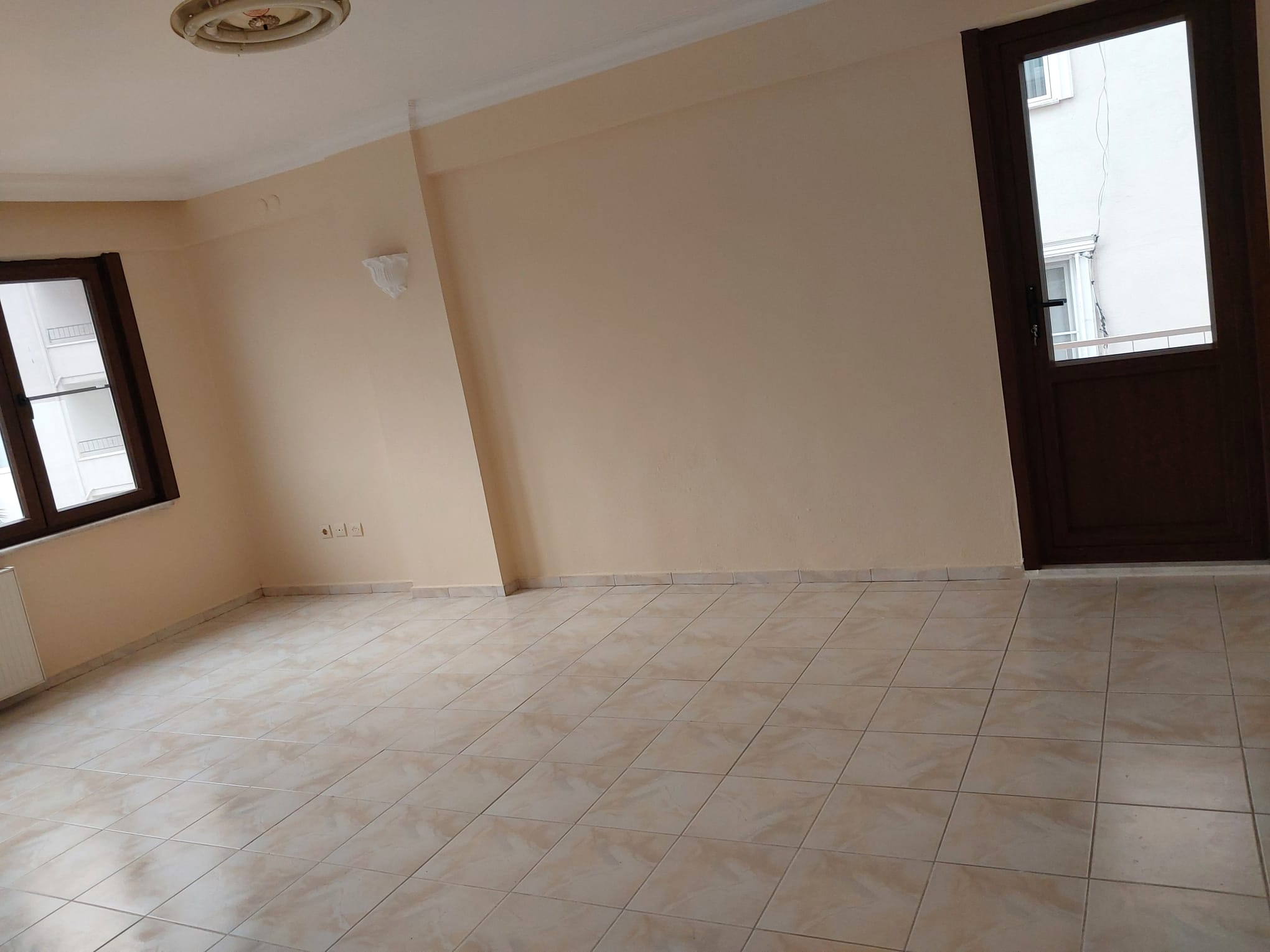 Cennetayağında 3+1 Kiralık Daire