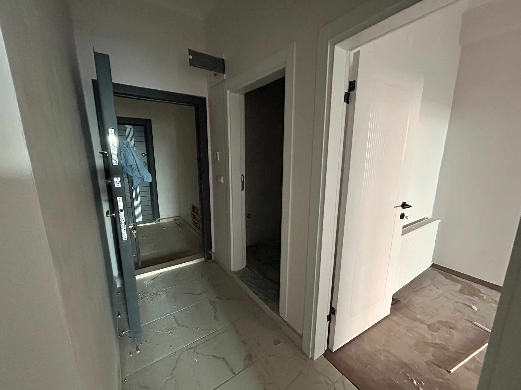 CUMHURİYET MAHALLESİNDE EŞYALI KİRALIK 1+1 DAİRE