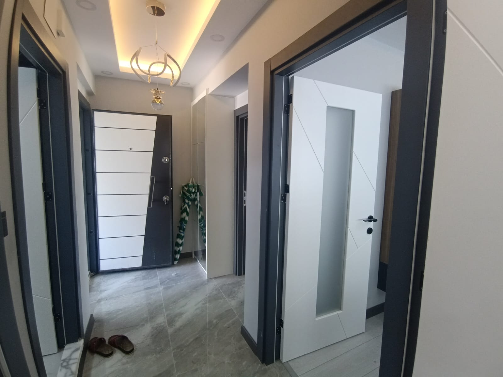ALTINOLUKTA SEZONLUK KİRALIK 2+1 DAİRE