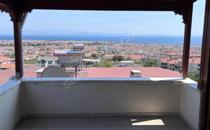 ALTINOLUK’TA DENİZ MANZARALI, BAHÇELİ DUBLEKS VİLLA