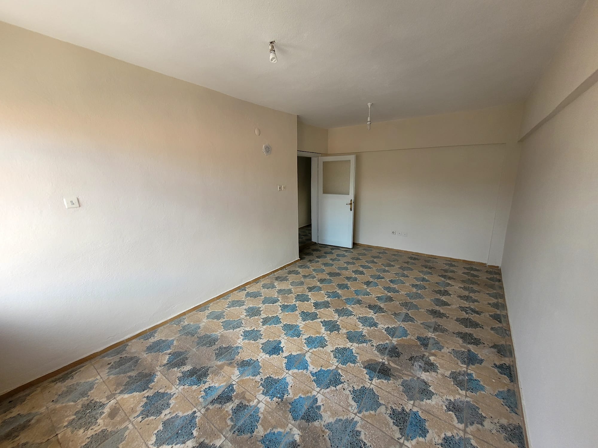 GAZİİLYAS MAHALLESİNDE KİRALIK 3+1 AYRI MUTFAK DAİRE