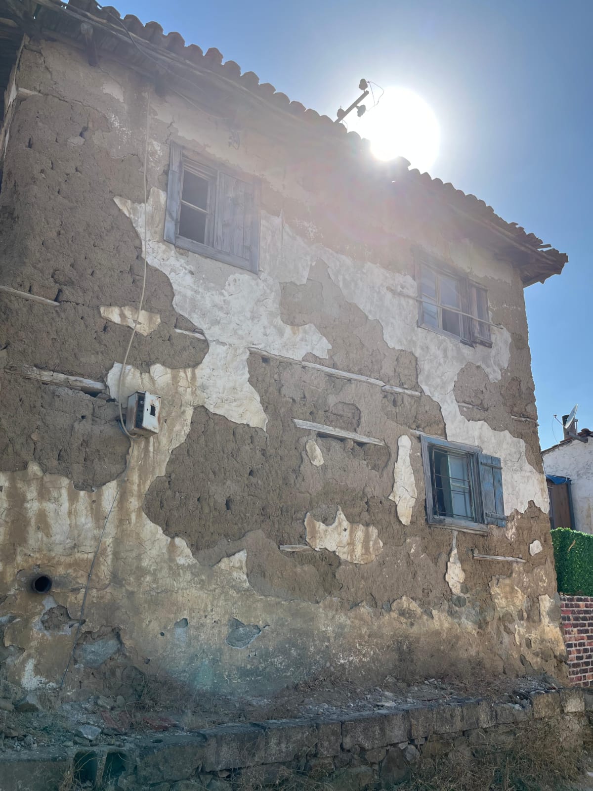 BALIKESİR HAVRAN KÜÇÜKDERE’DE KÖY İÇİ 181 M² SATILIK ARSA