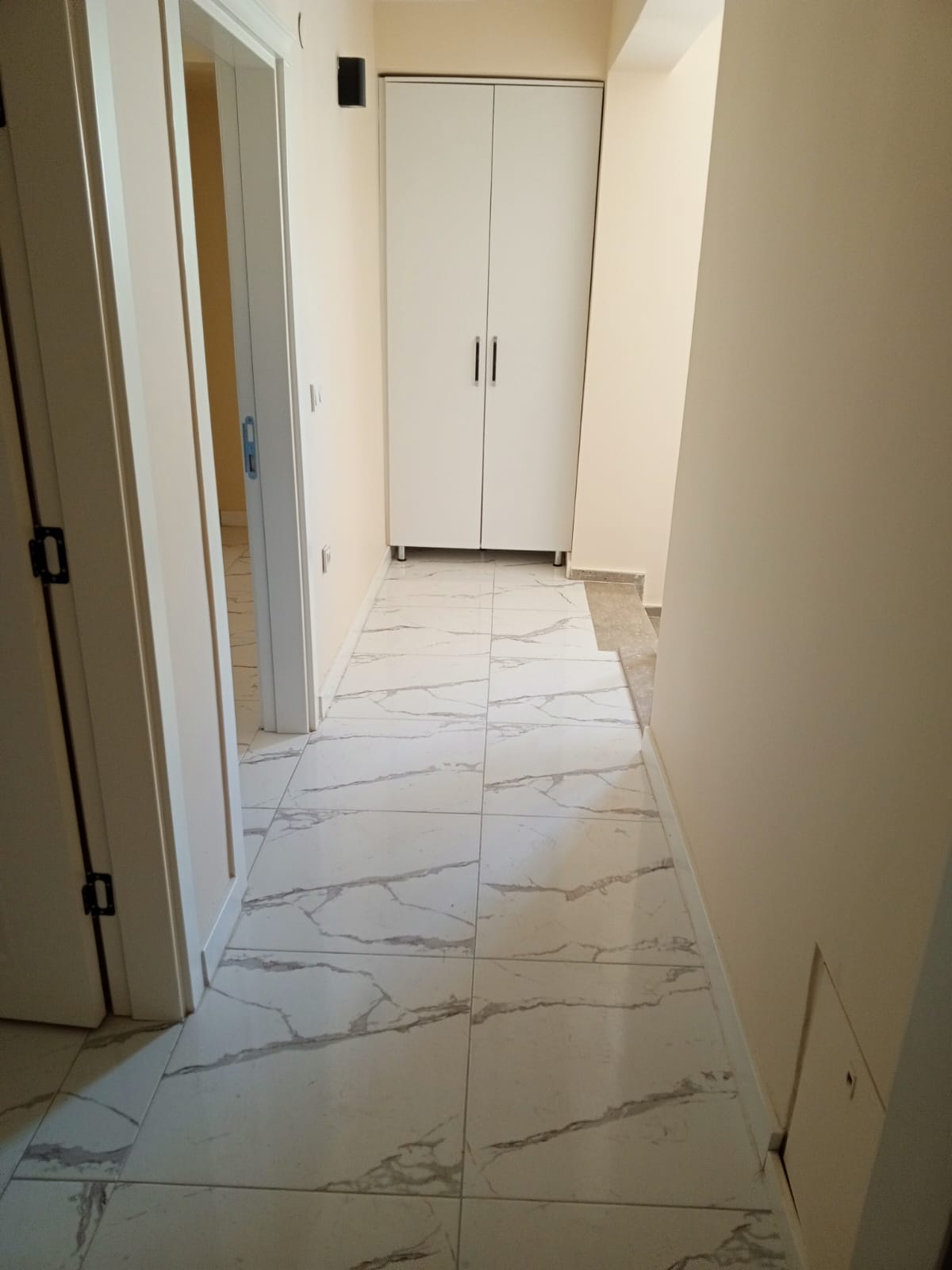 EDREMİTURCU MURAT MAHALLESİ'NDE SATILIK 2+1 MÜSTAKİL EV