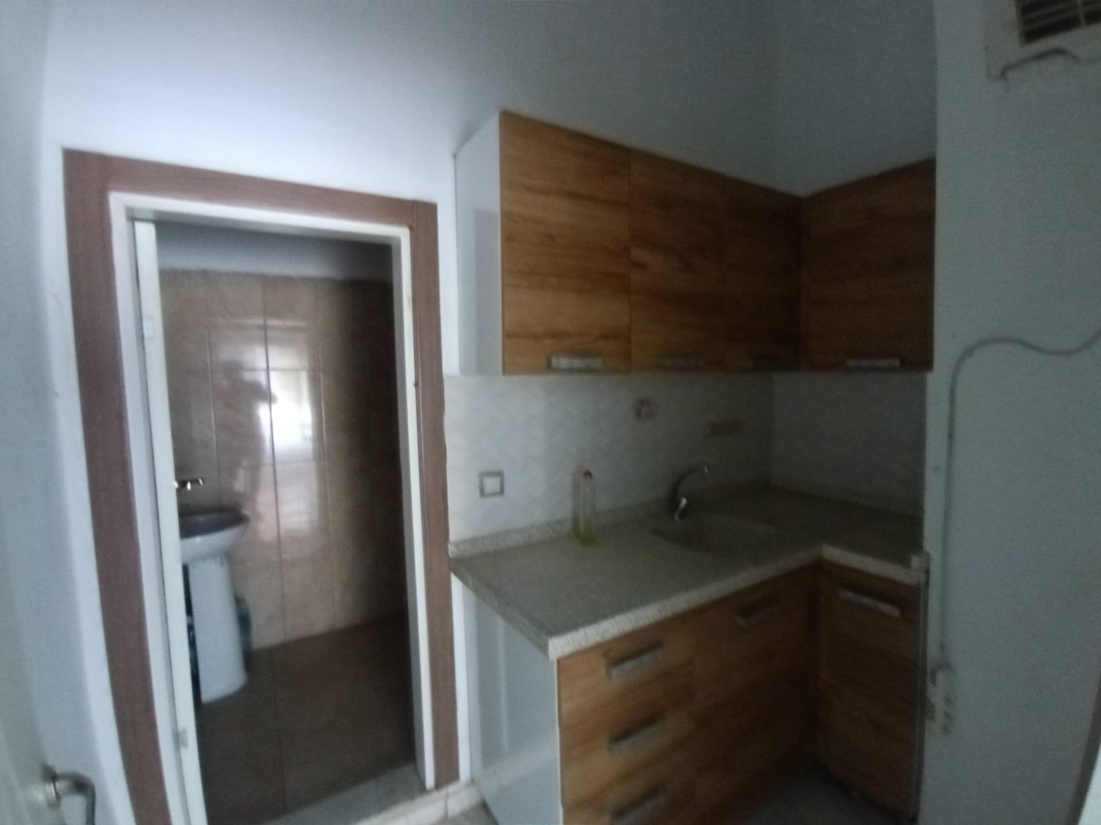 İnönü Caddesinde Kiralık 90 M2 Dükkan