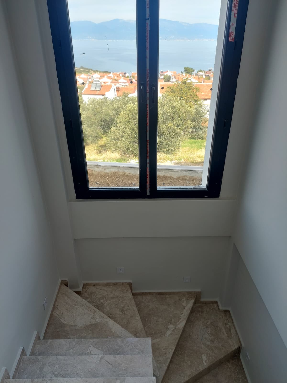 DENİZİ UYANDIĞINIZ AN GÖRÜN! KARAAĞAÇ SAHİLDE ÖZEL HAVUZLU 4+1 VİLLA