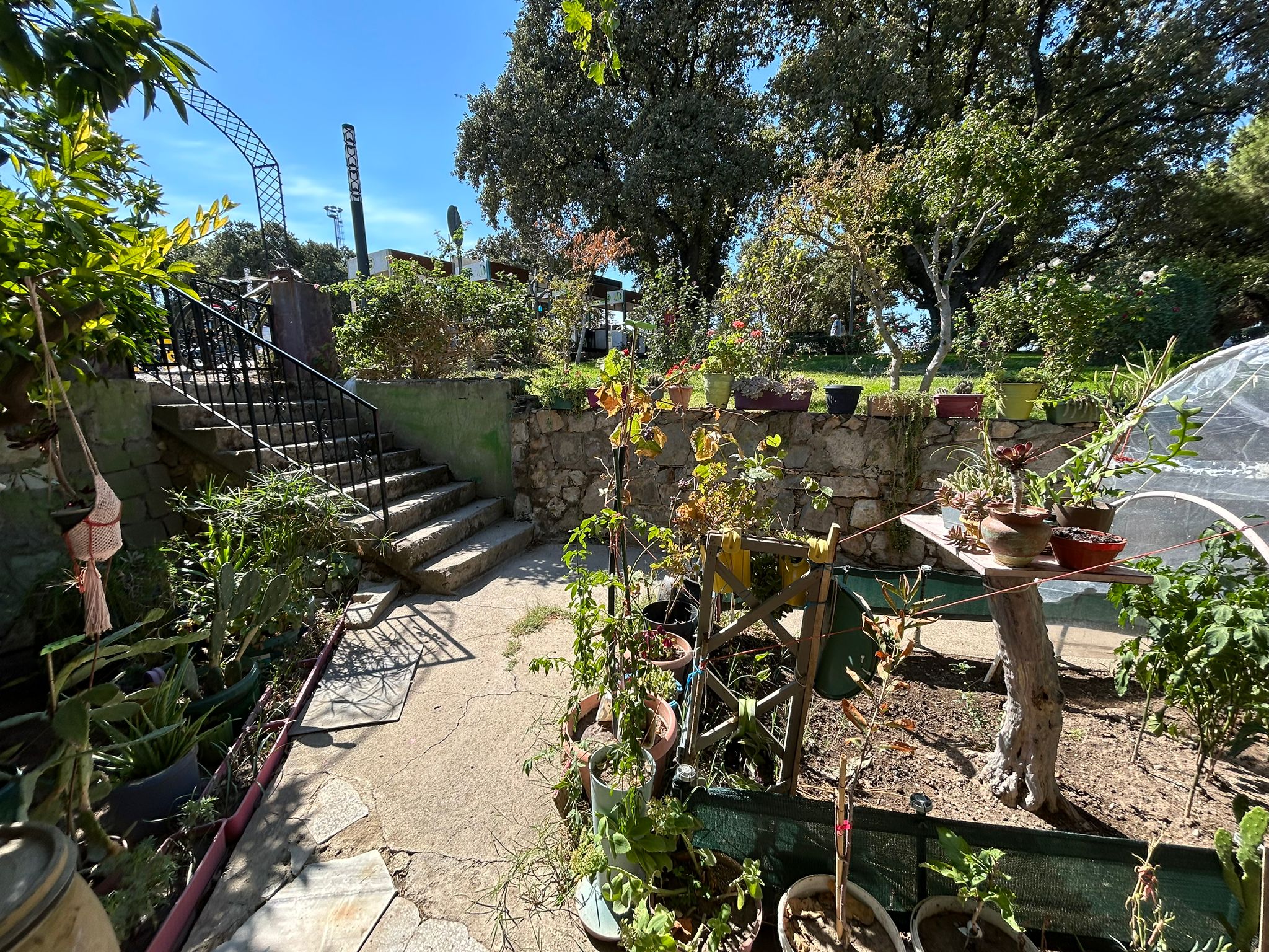 Burhaniye Ören Mahallesi’nde Doğa ve Deniz Manzaralı Satılık Villa Tipi Daire