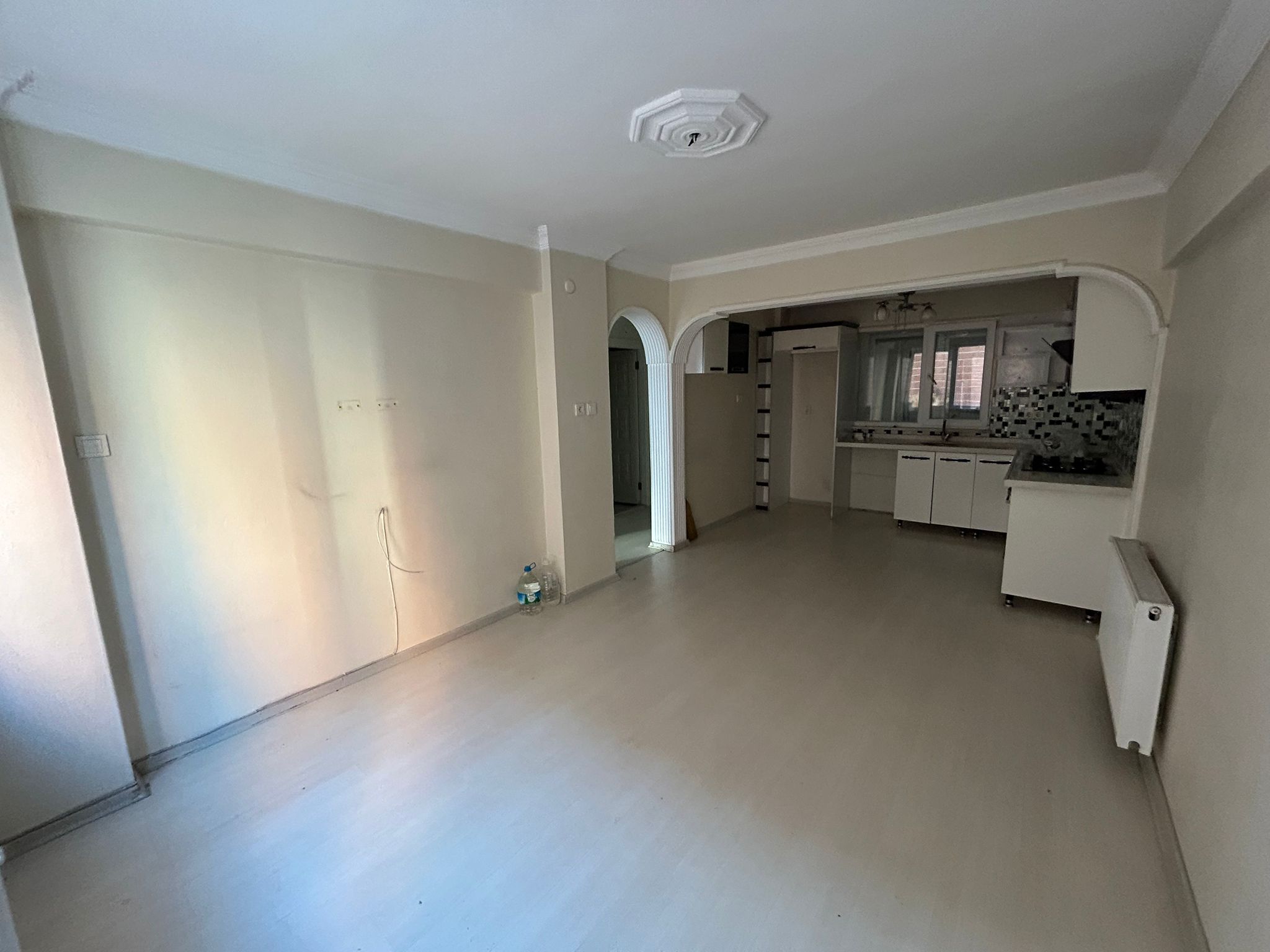 EDREMİT CUMHURİYET MAHALLESİNDE 3+1 JEOTERMALLİ SATILIK DAİRE