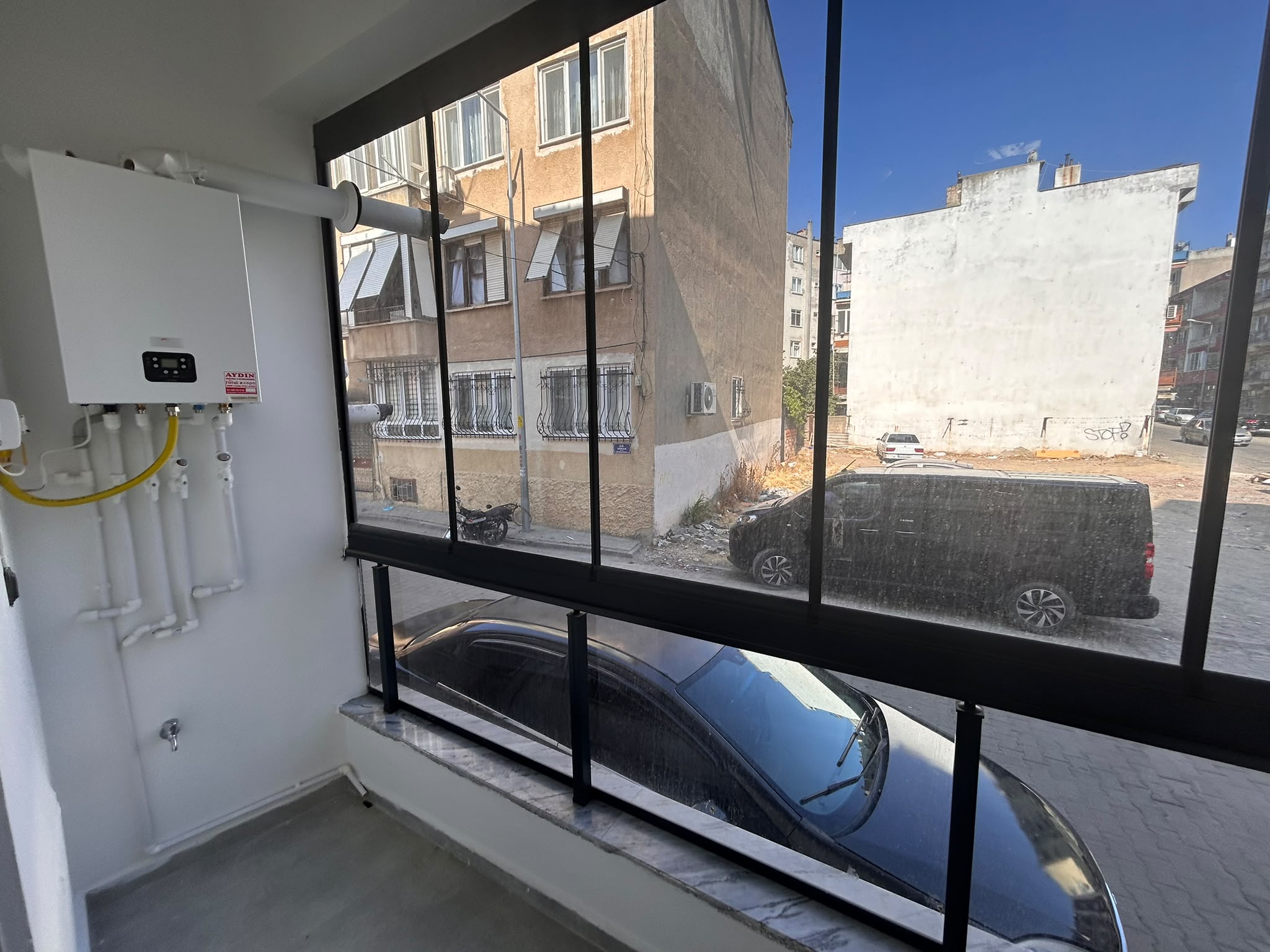 CUMHURİYET MAHALLESİNDE SATILIK 1+1 DAİRE