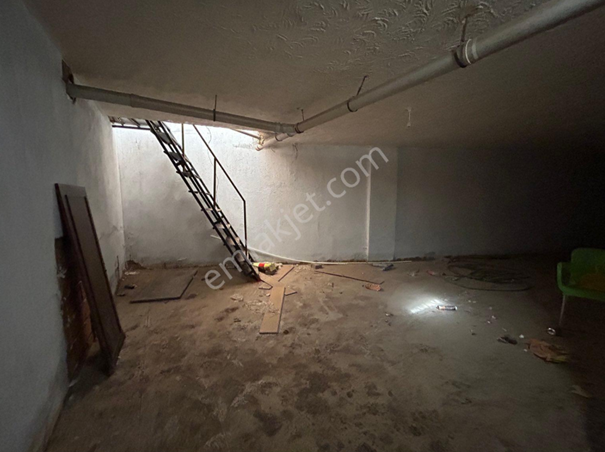 İnönü Caddesinde 120 M2 Satılık Dükkan