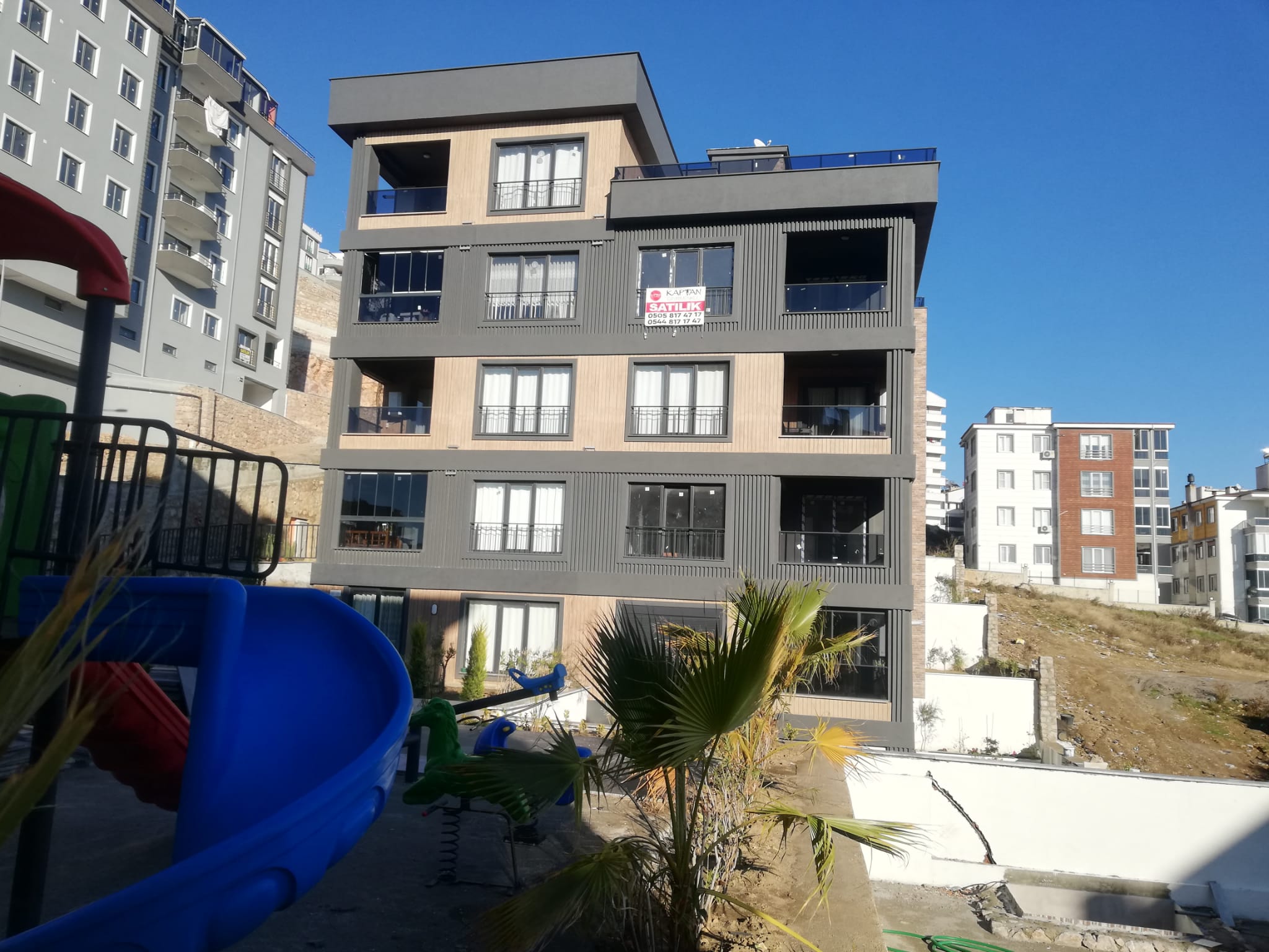 🏡 BALIKESİR EDREMİT ATATÜRK MAHALLESİNDE SİTE İÇERİSİNDE HAVUZLU 2+1 LÜKS DAİRE