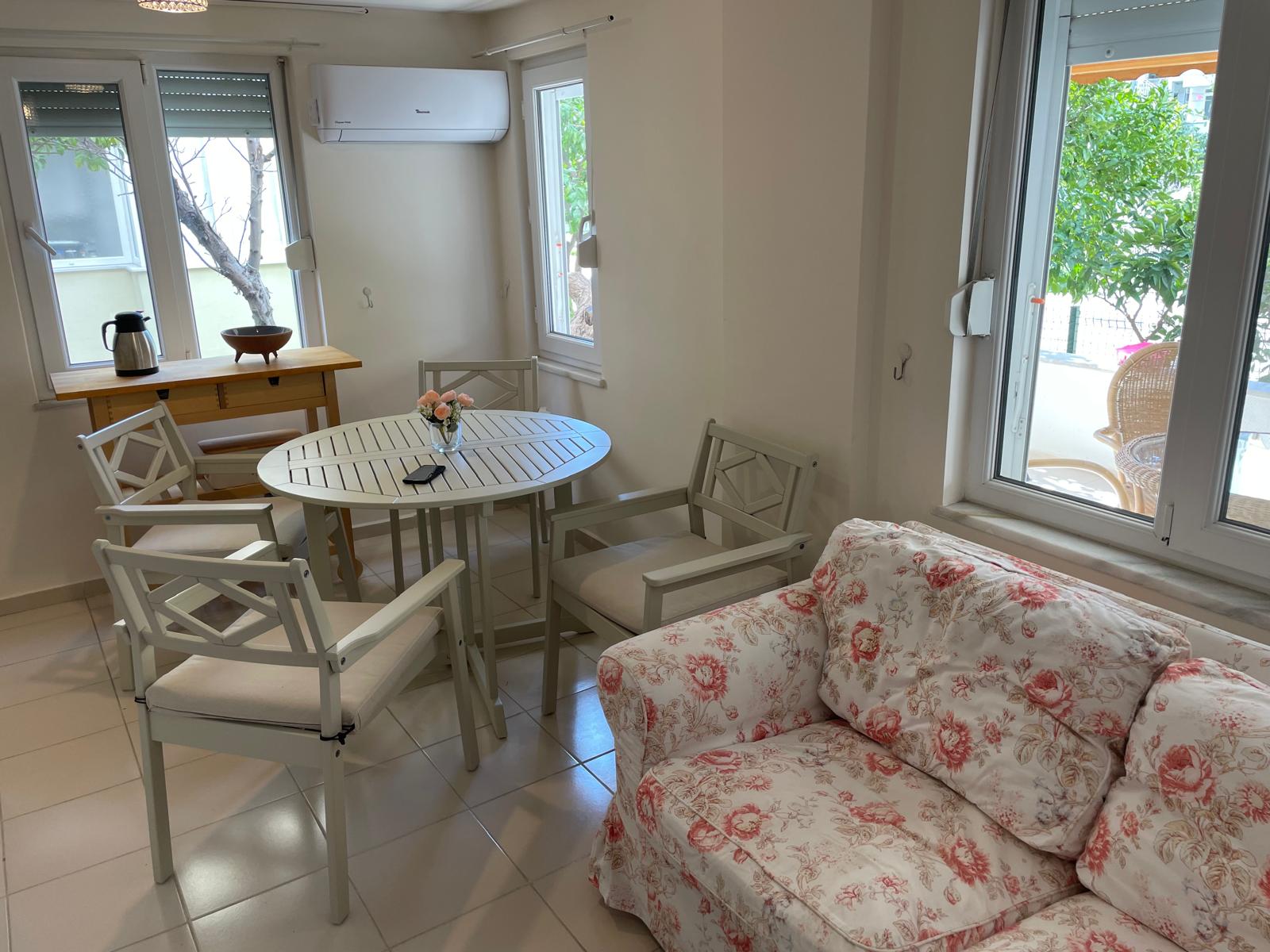 Balıkesir Edremit Altınoluk’ta Bahçeli 2+1 Satılık Daire