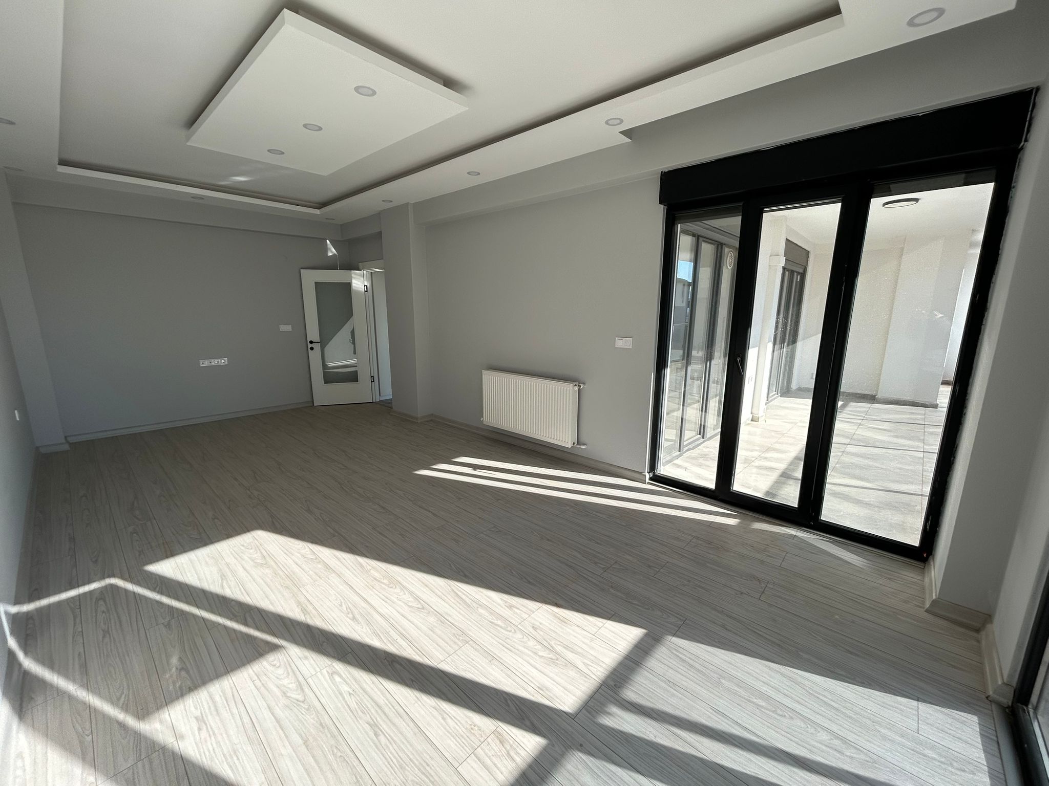 ATATÜRK MAHALLESİ’NİN EN GÜZEL NOKTASINDA! SATILIK 2+1 DAİRE (8numara)