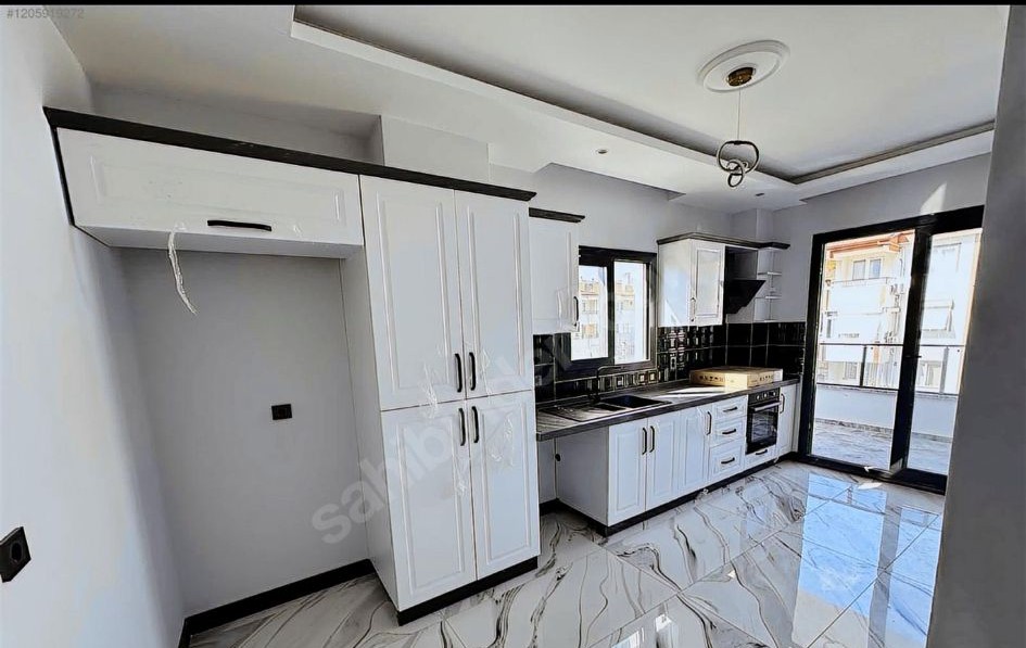 ALTINKUM’DA SATILIK 2+1 AYDINLIK DAİRE DENİZE YÜRÜME MESAFESİNDE