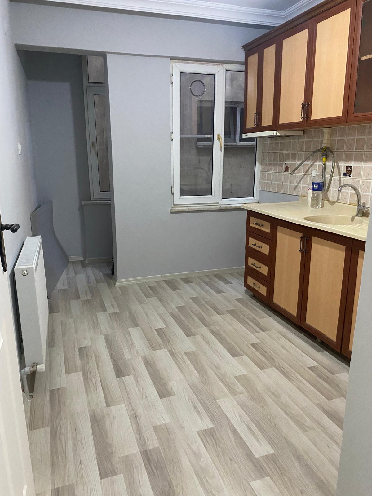 EDREMİT CUMHURİYET MAHALLESİNDE 3+1 JEOTERMALLİ KİRALIK DAİRE