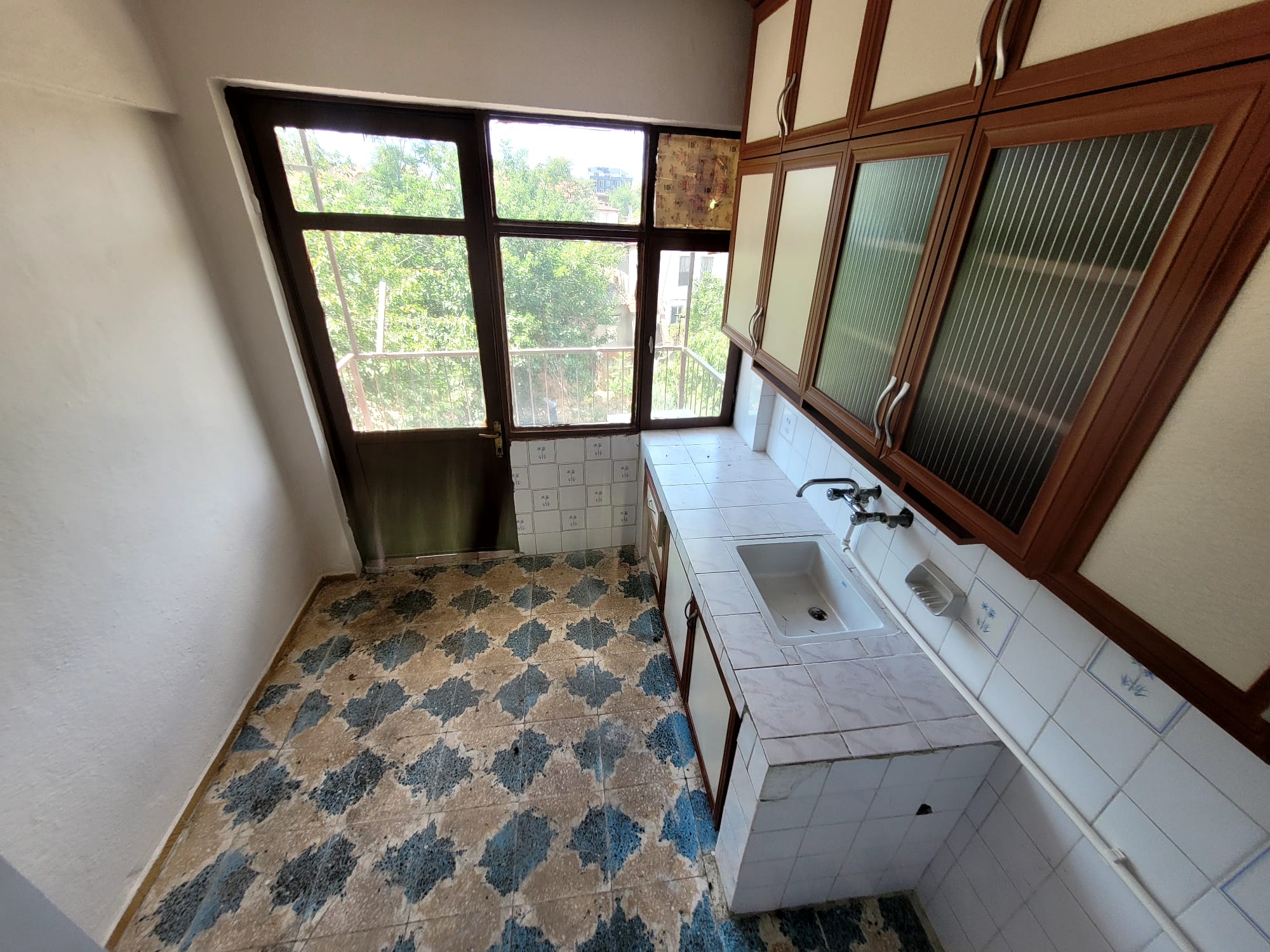 GAZİİLYAS MAHALLESİNDE KİRALIK 3+1 AYRI MUTFAK DAİRE