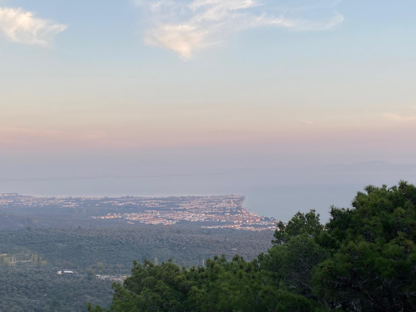 BALIKESİR EDREMİT ALTINOLUK’TA DENİZ MANZARALI 34 DÖNÜM SATILIK 2B ARAZİSİ