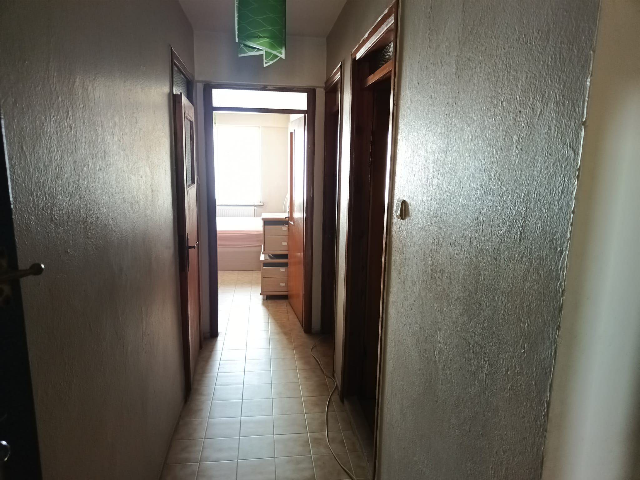 CUMHURİYET MAHALLESİ ÜÇGEN PARK YANI – EŞYALI 2+1 SATILIK DAİRE