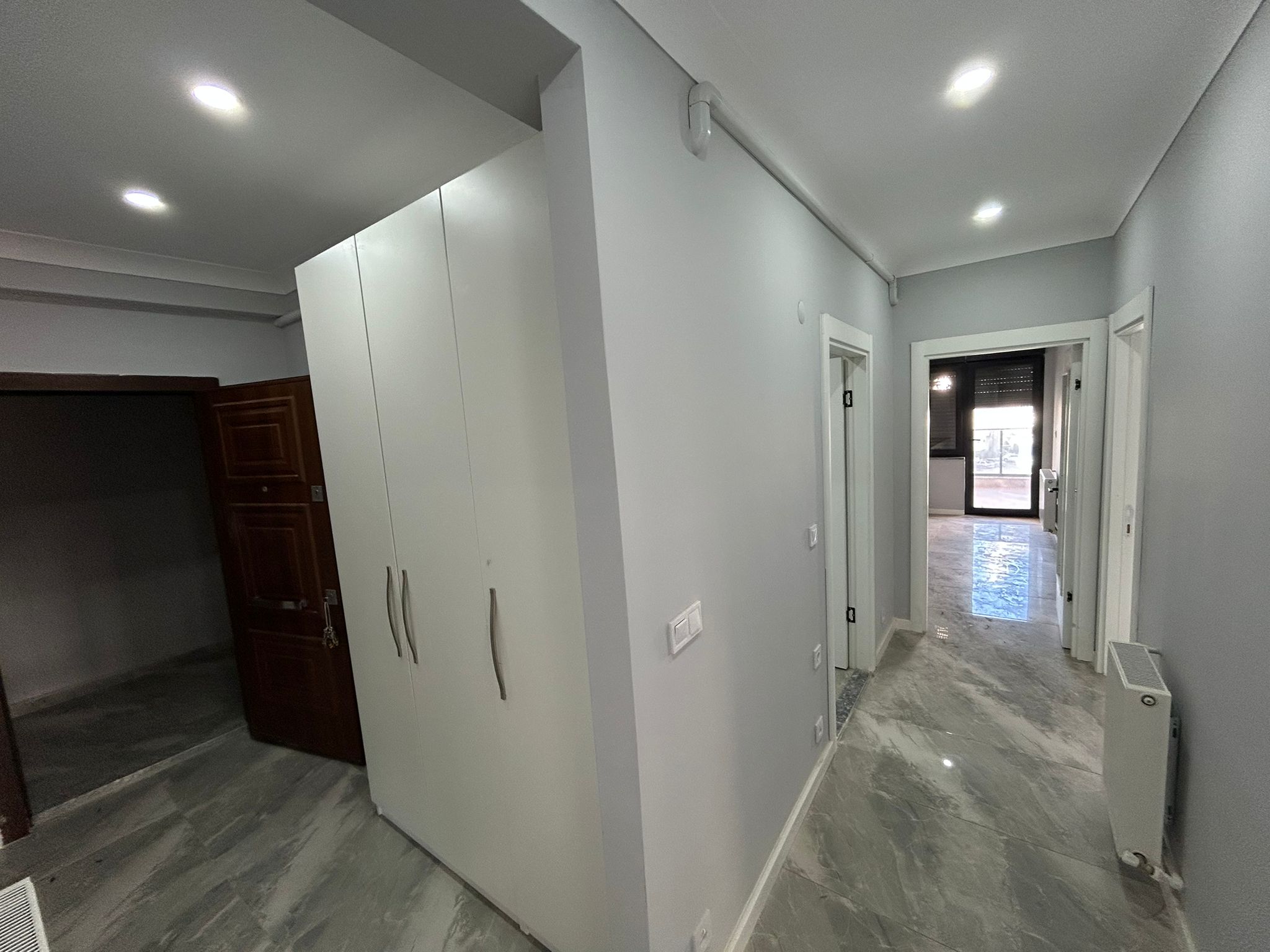 ATATÜRK MAHALLESİ’NİN EN GÜZEL NOKTASINDA! SATILIK 2+1 DAİRE (15numara)