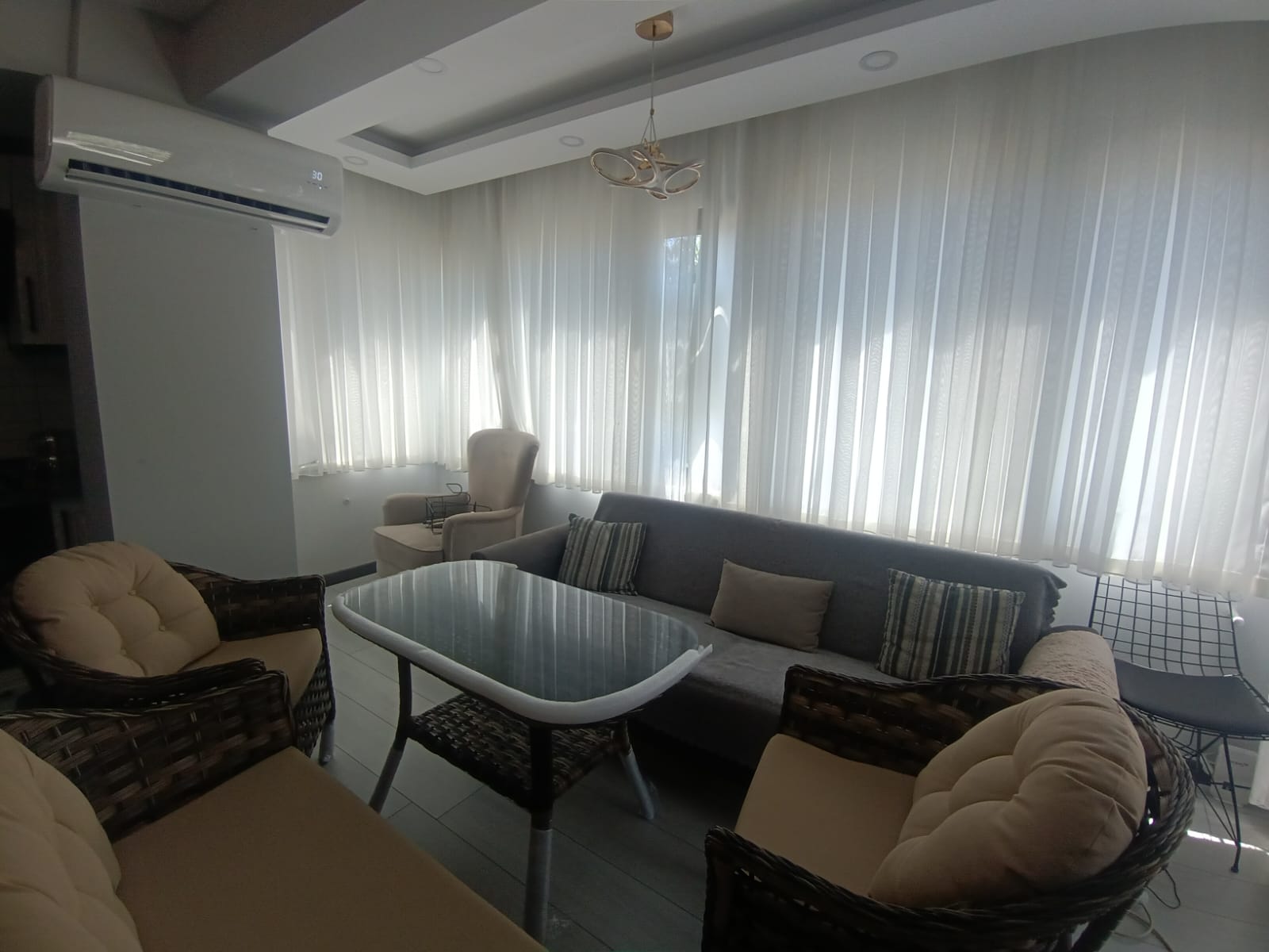 ALTINOLUKTA SEZONLUK KİRALIK 2+1 DAİRE