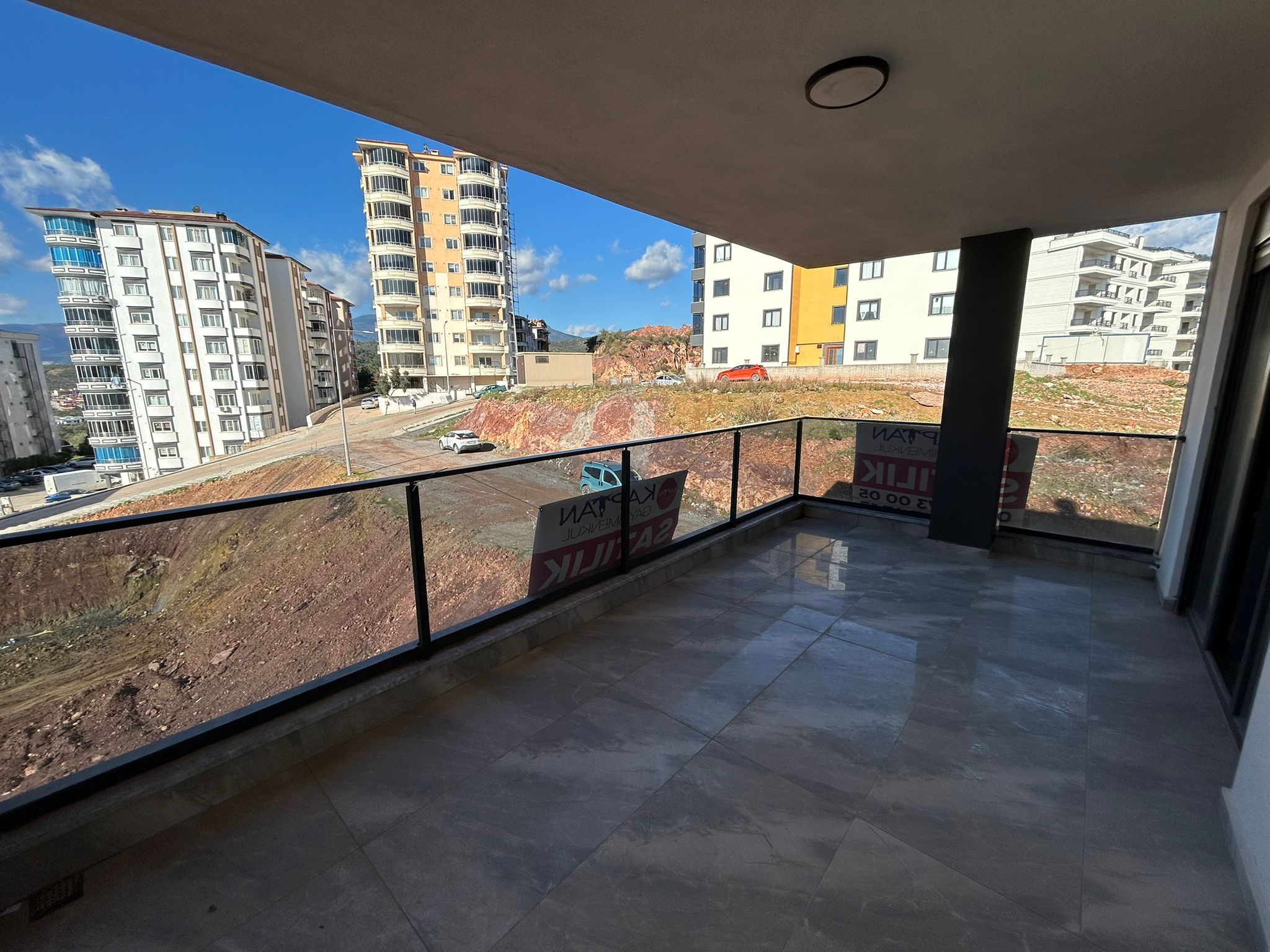 ATATÜRK MAHALLESİ’NİN EN GÜZEL NOKTASINDA! SATILIK 2+1 DAİRE (15numara)