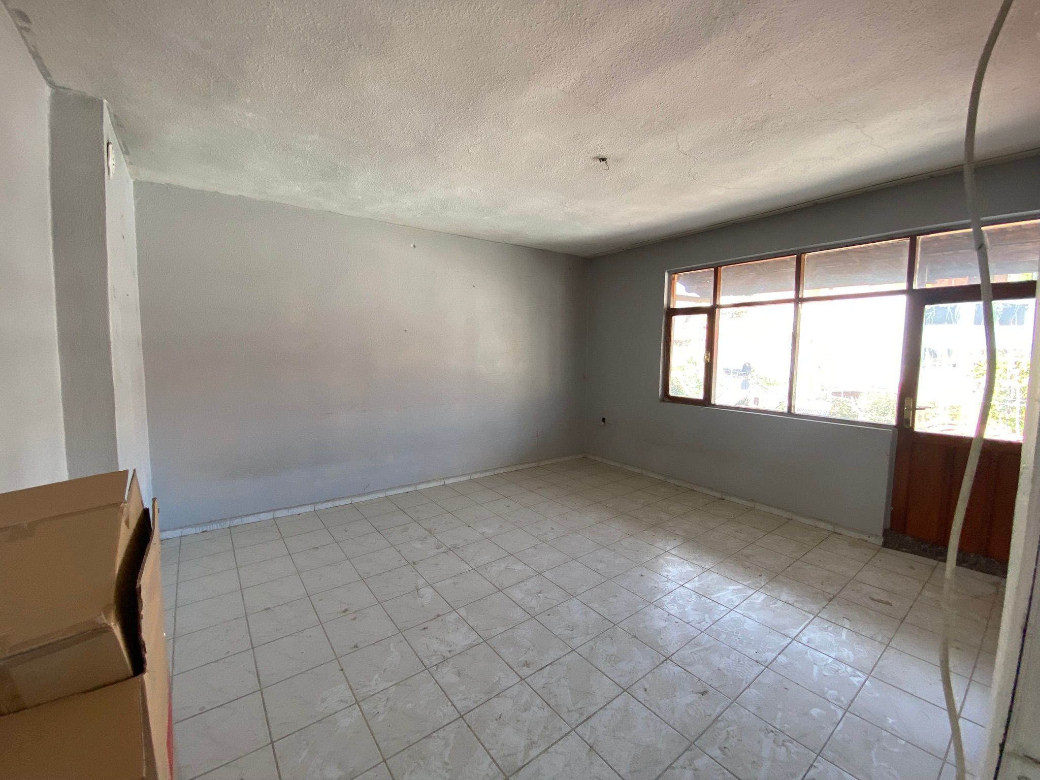 BALIKESİR EDREMİT HEKİMZADE MAHALLESİNDE SATILIK 2+1 DAİRE