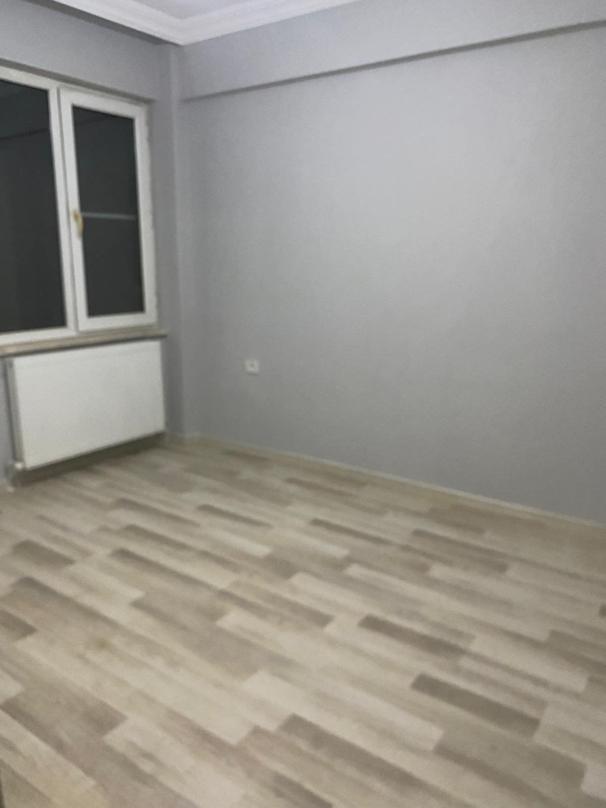 EDREMİT CUMHURİYET MAHALLESİNDE 3+1 JEOTERMALLİ KİRALIK DAİRE