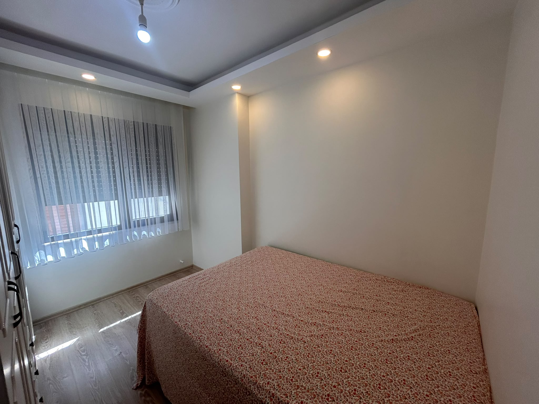 BALIKESİR EDREMİT GÜRE'DE SEZONLUK KİRALIK EŞYALI 3+1 DUBLEKS DAİRE