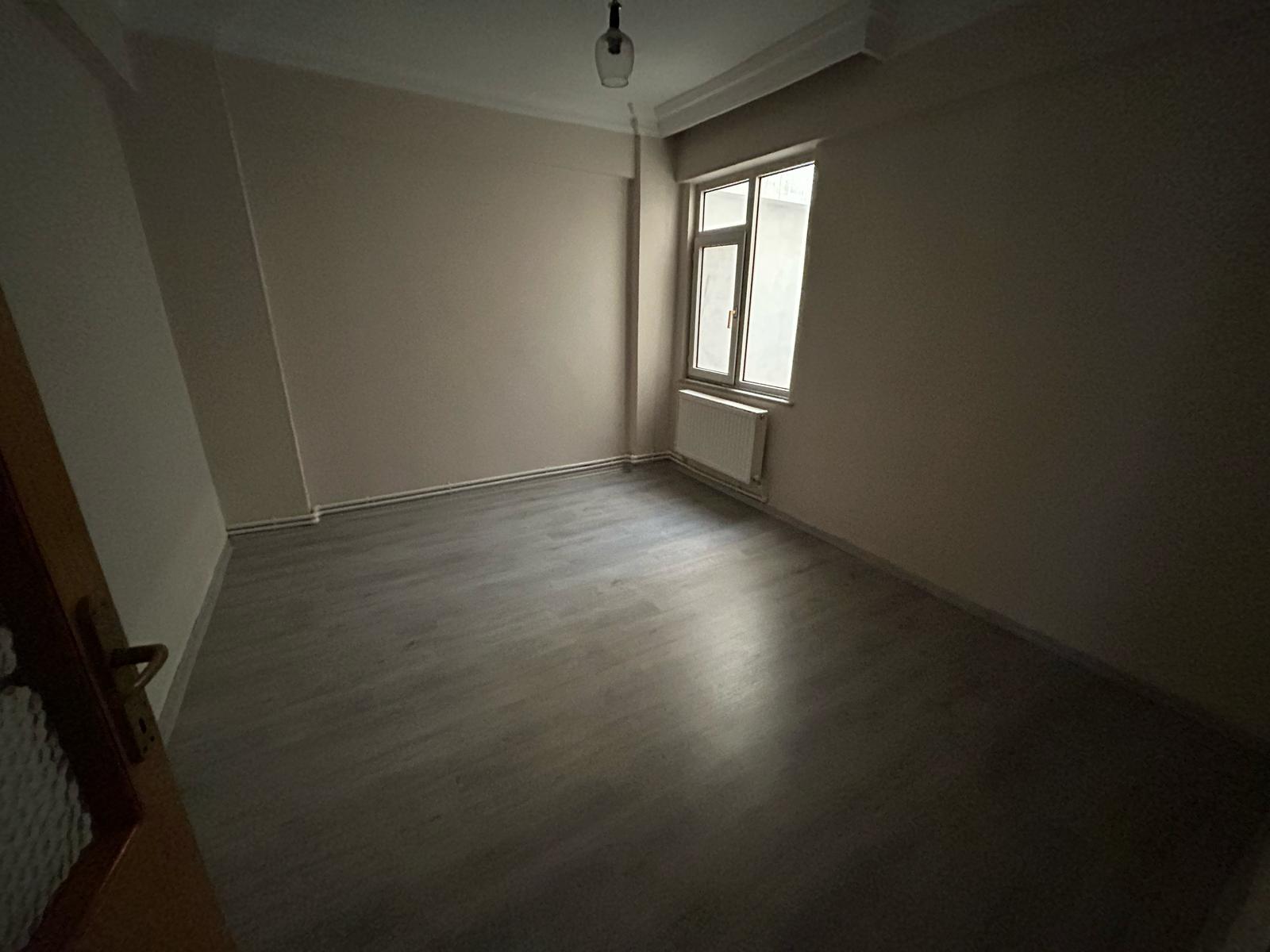 CUMHURİYET PARKI CİVARI SATILIK 120 M2 3+1 DAİRE