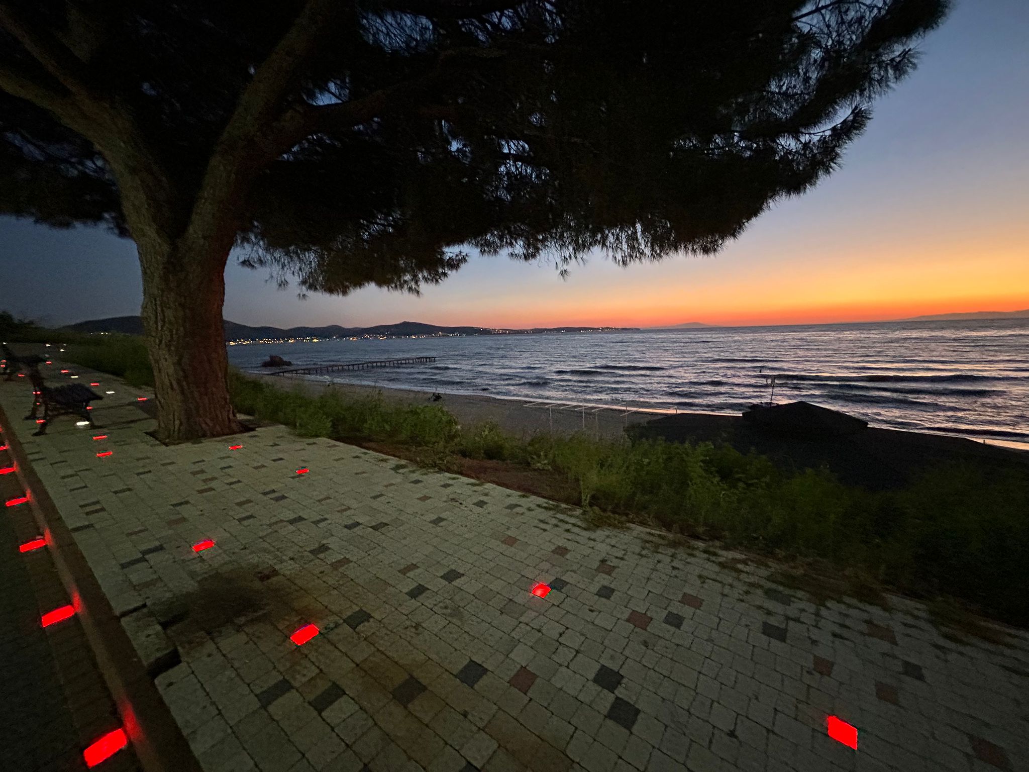 Burhaniye Ören Mahallesi’nde Doğa ve Deniz Manzaralı Satılık Villa Tipi Daire