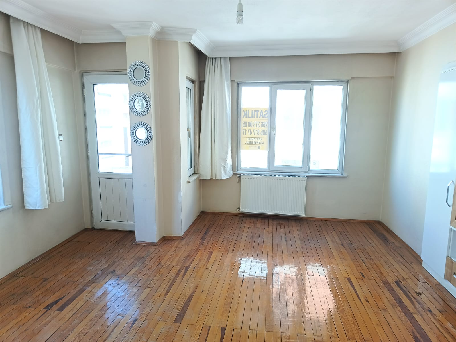 CAMİVASAT MAHALLESİNDE SATILIK 2+1 DAİRE