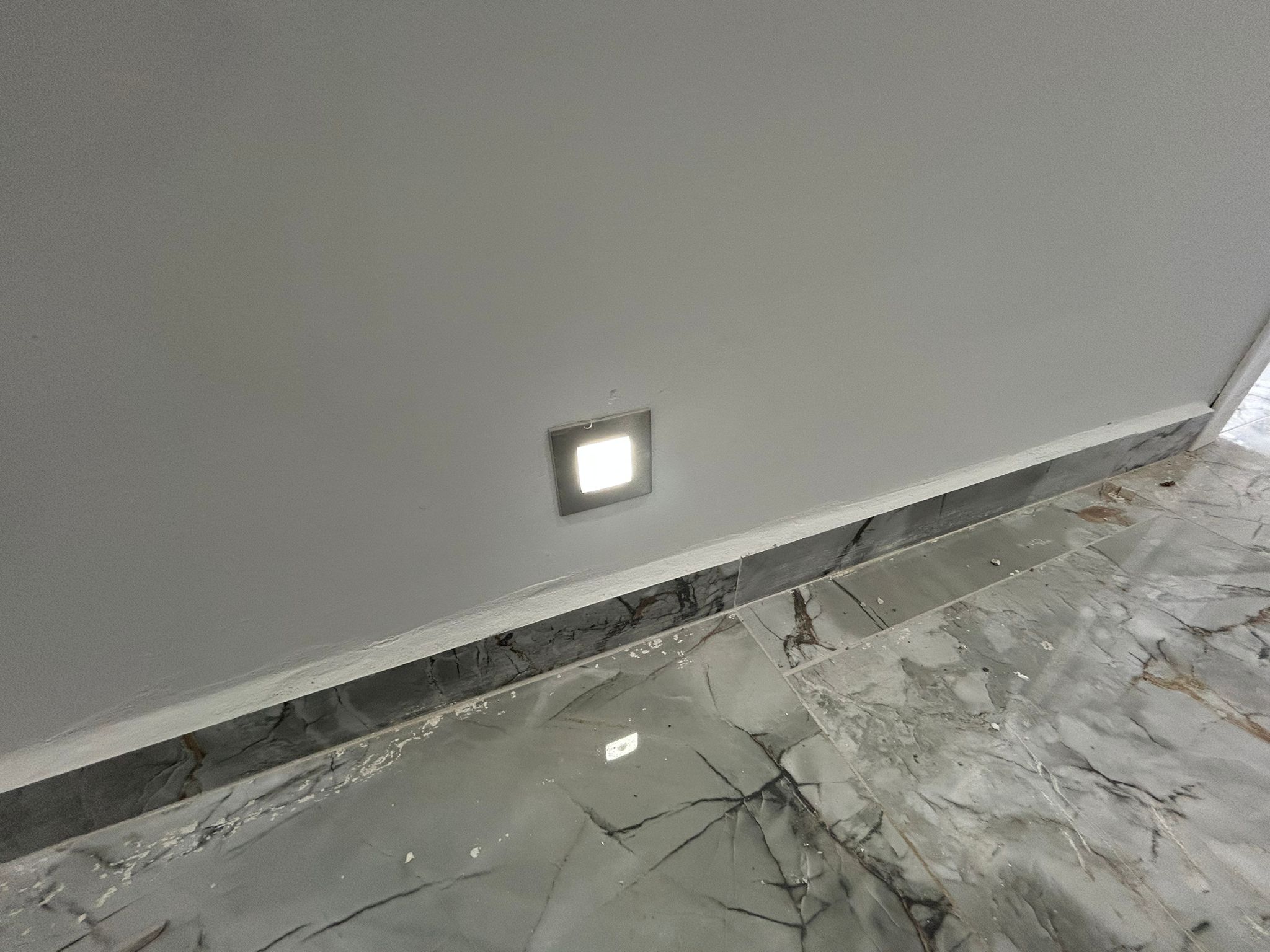 TUZCUMURAT MAH. KİRALIK 2+1 AÇIK MUTFAK SIFIR DAİRE