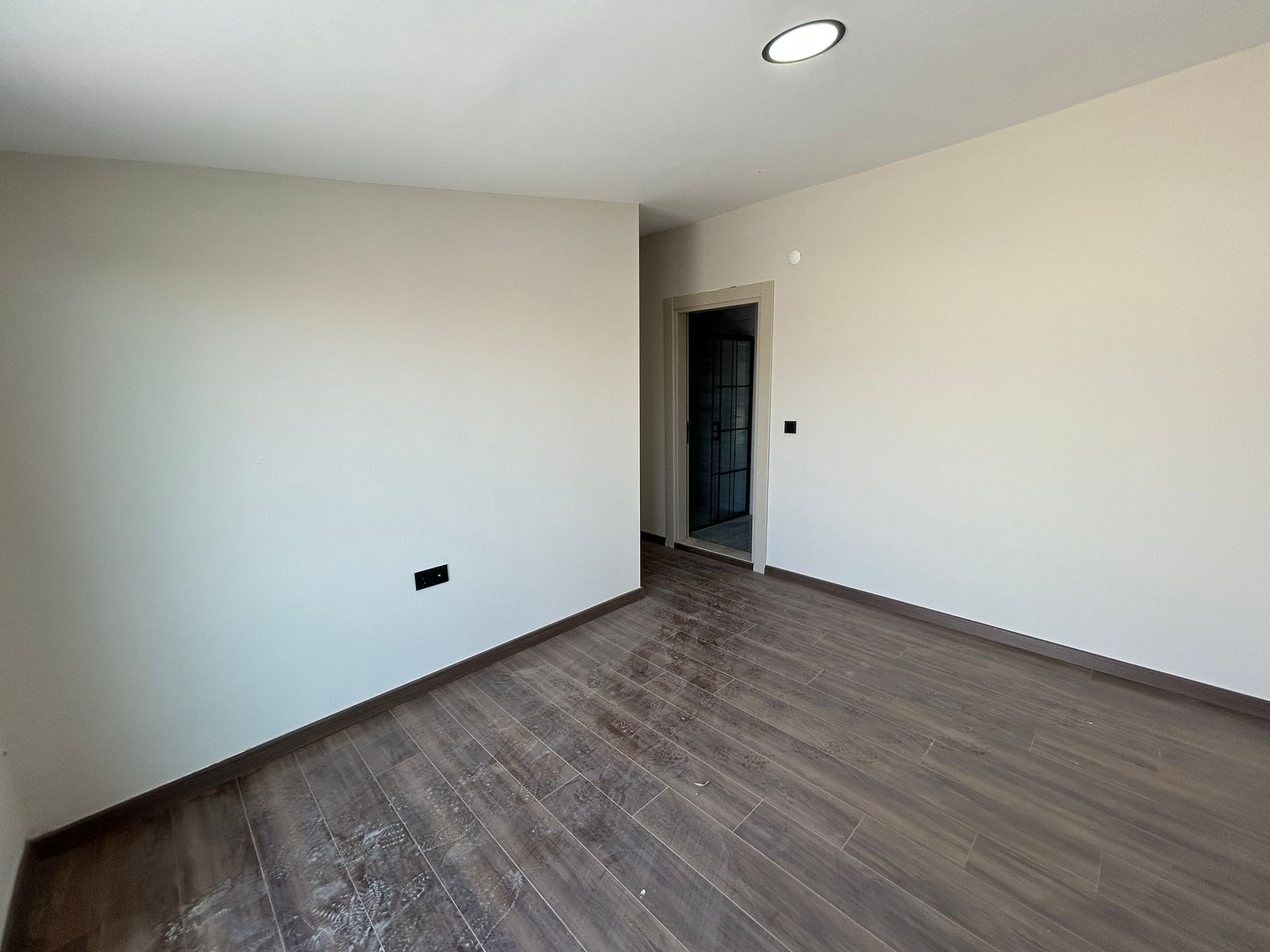 CENNETAYAĞINDA 3+1 SIFIR TERASLI DUBLEKS DAİRE