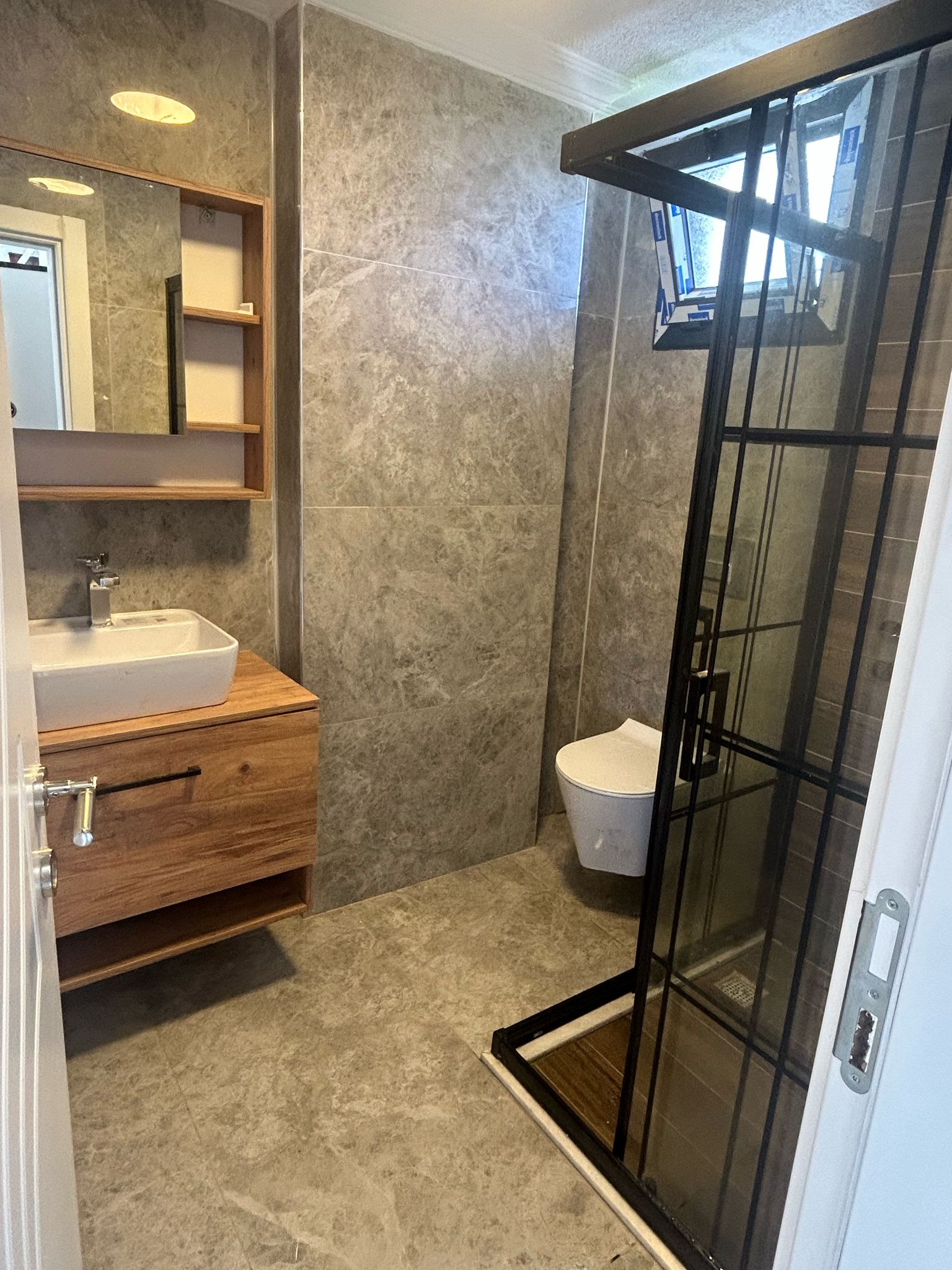 Ayvalık Altınova 'da Müstakil Satılık Villa