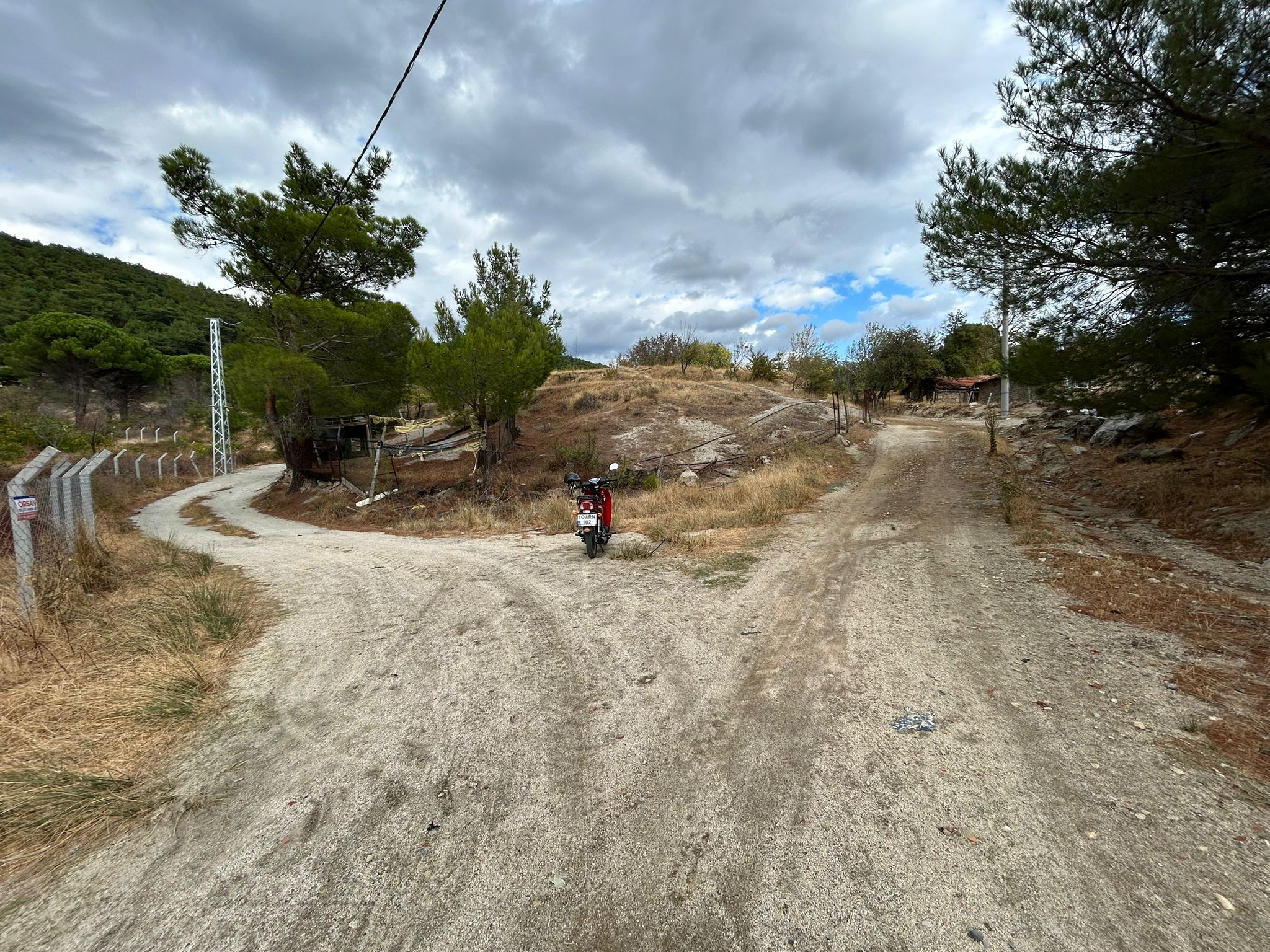 BALIKESİR EDREMİT DERELİ’DE SATILIK BAHÇE