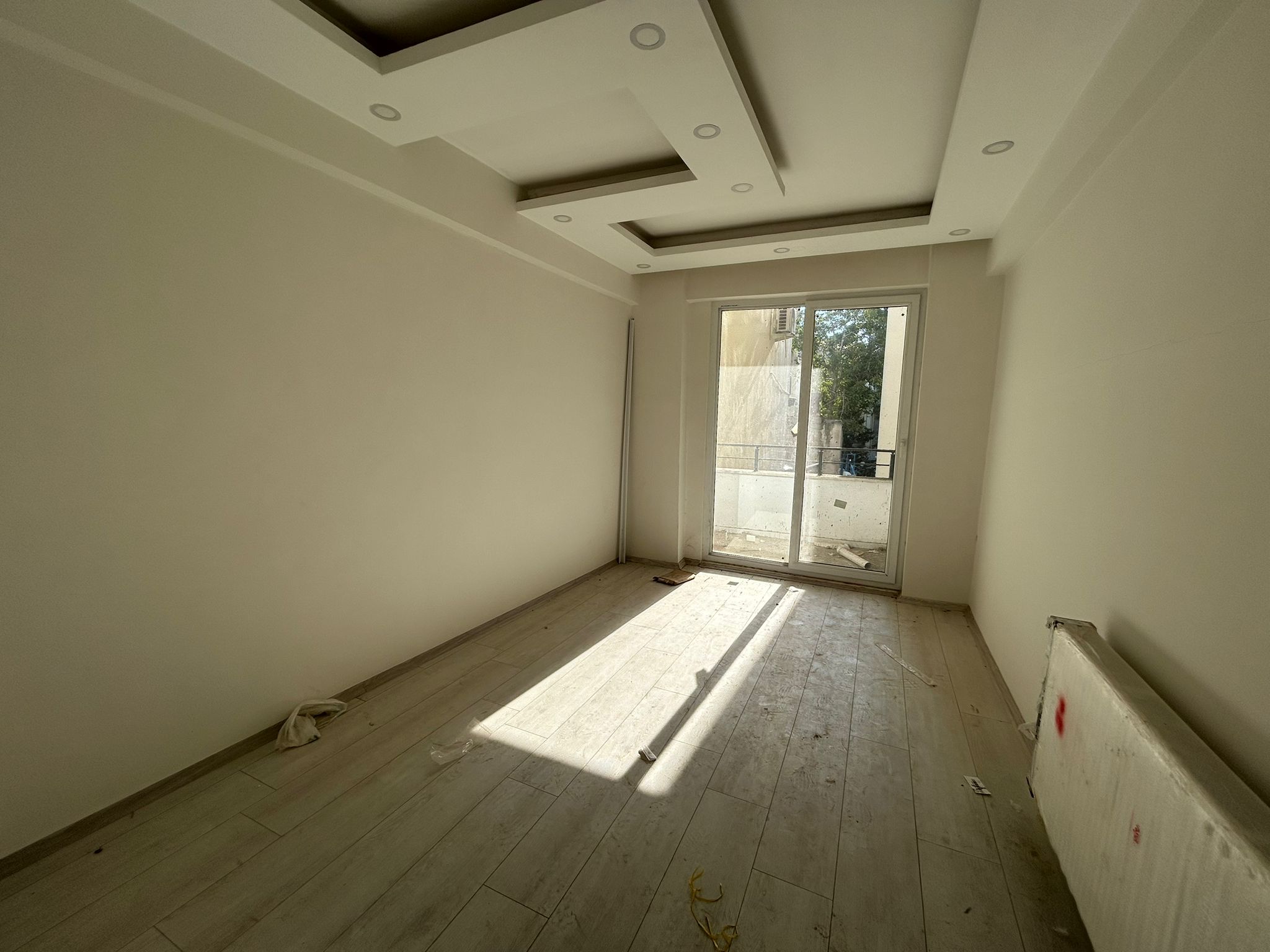 BURHANİYE YENİ MAHALLEDE SATILIK 2+1 GİRİŞ KAT DAİRE