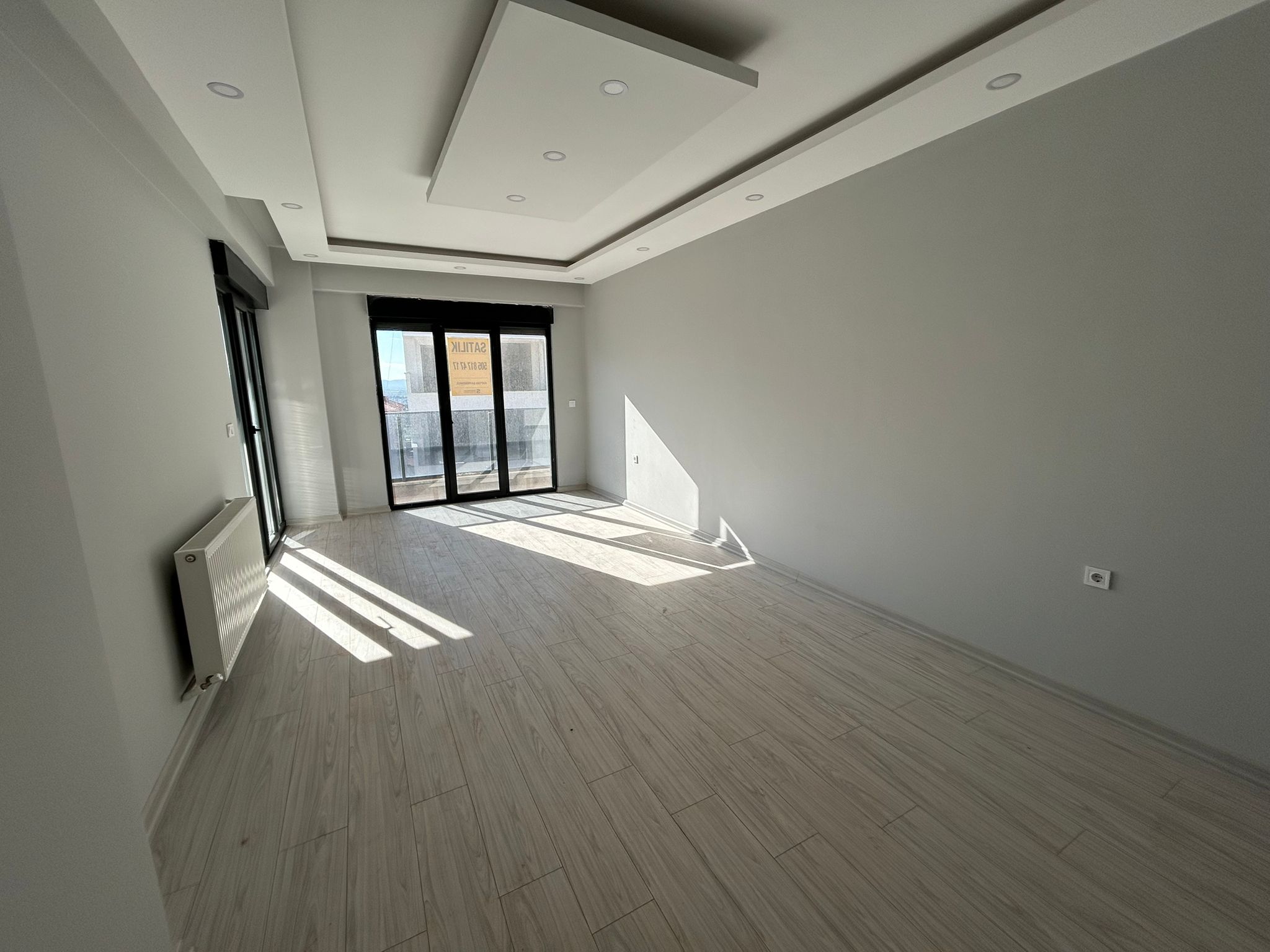 ATATÜRK MAHALLESİ’NİN EN GÜZEL NOKTASINDA! SATILIK 2+1 DAİRE (8numara)