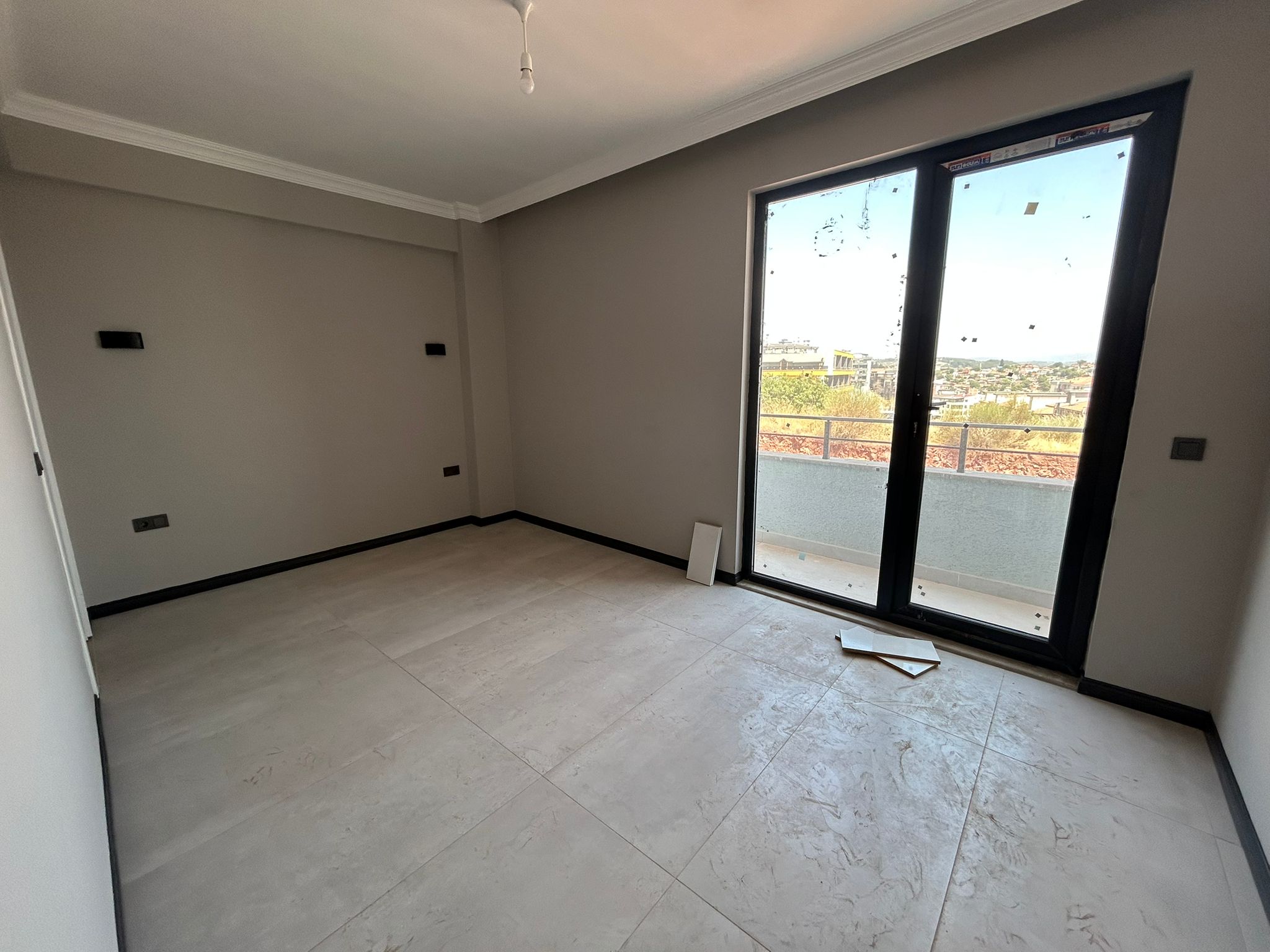 ATATÜRK'DE KİRALIK 2+1 SIFIR EBEVEYN BANYOLU DAİRE