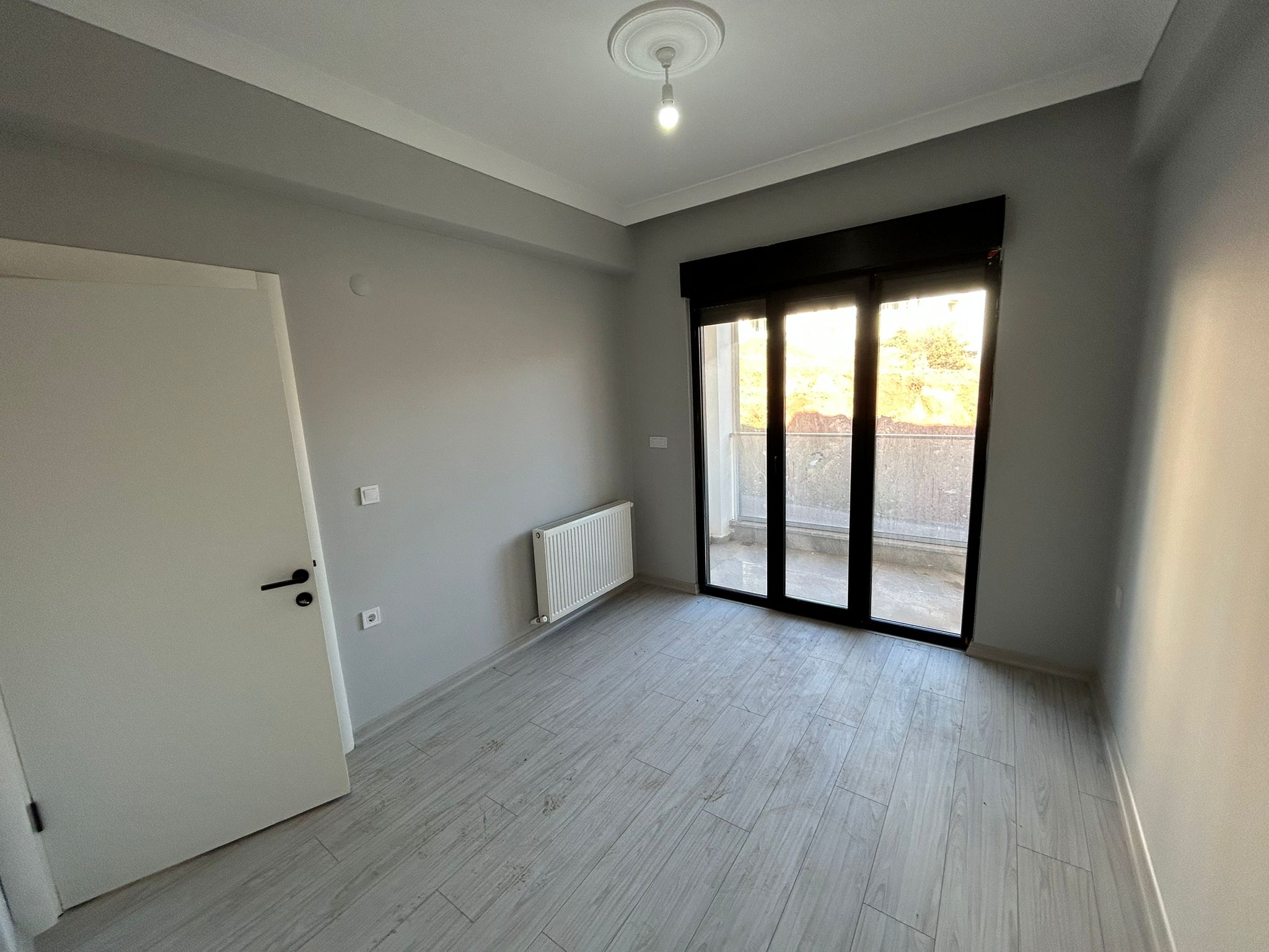 ATATÜRK MAHALLESİ’NİN EN GÜZEL NOKTASINDA! SATILIK 2+1 DAİRE (10numara)