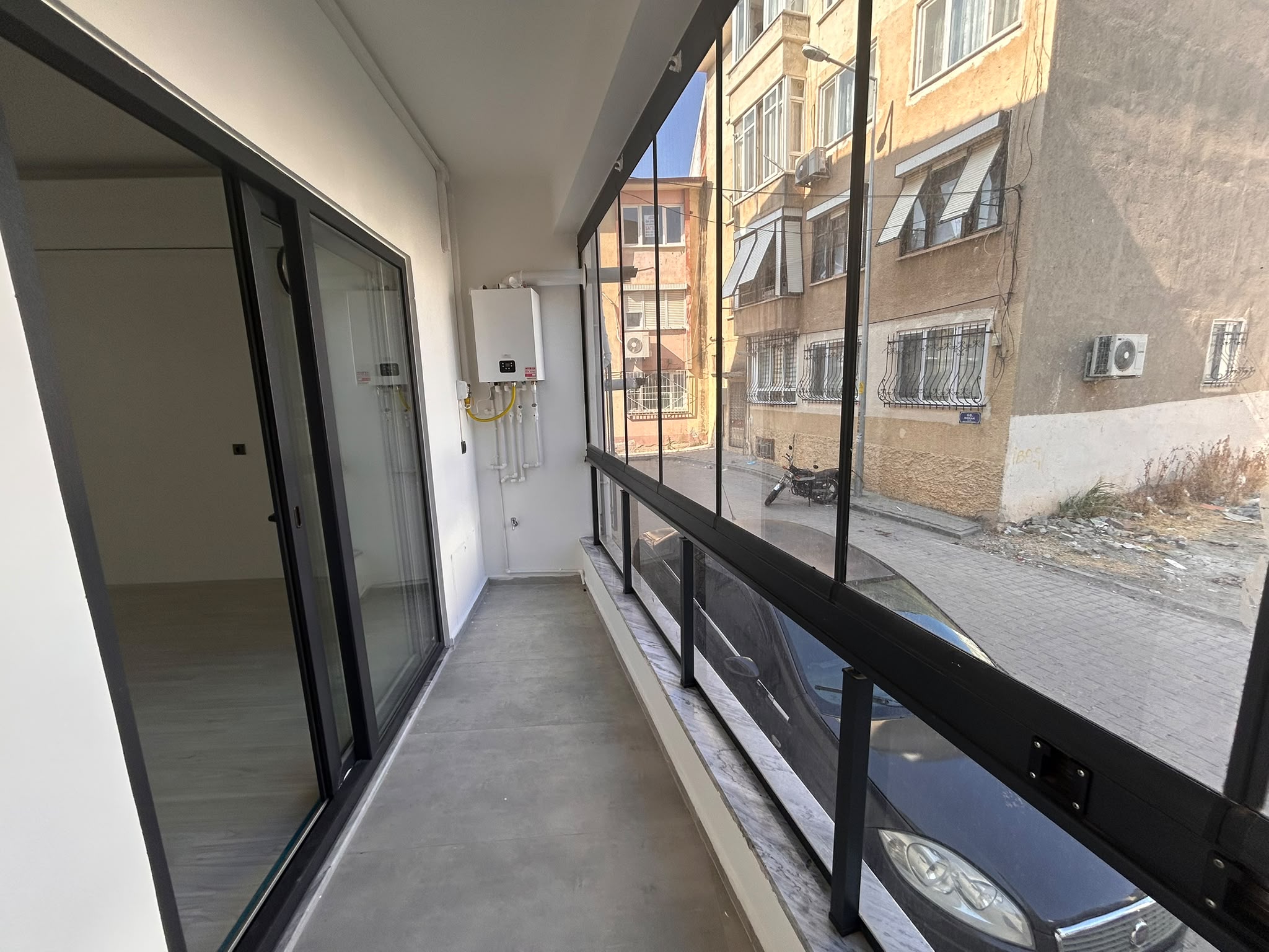CUMHURİYET MAHALLESİNDE SATILIK 1+1 DAİRE