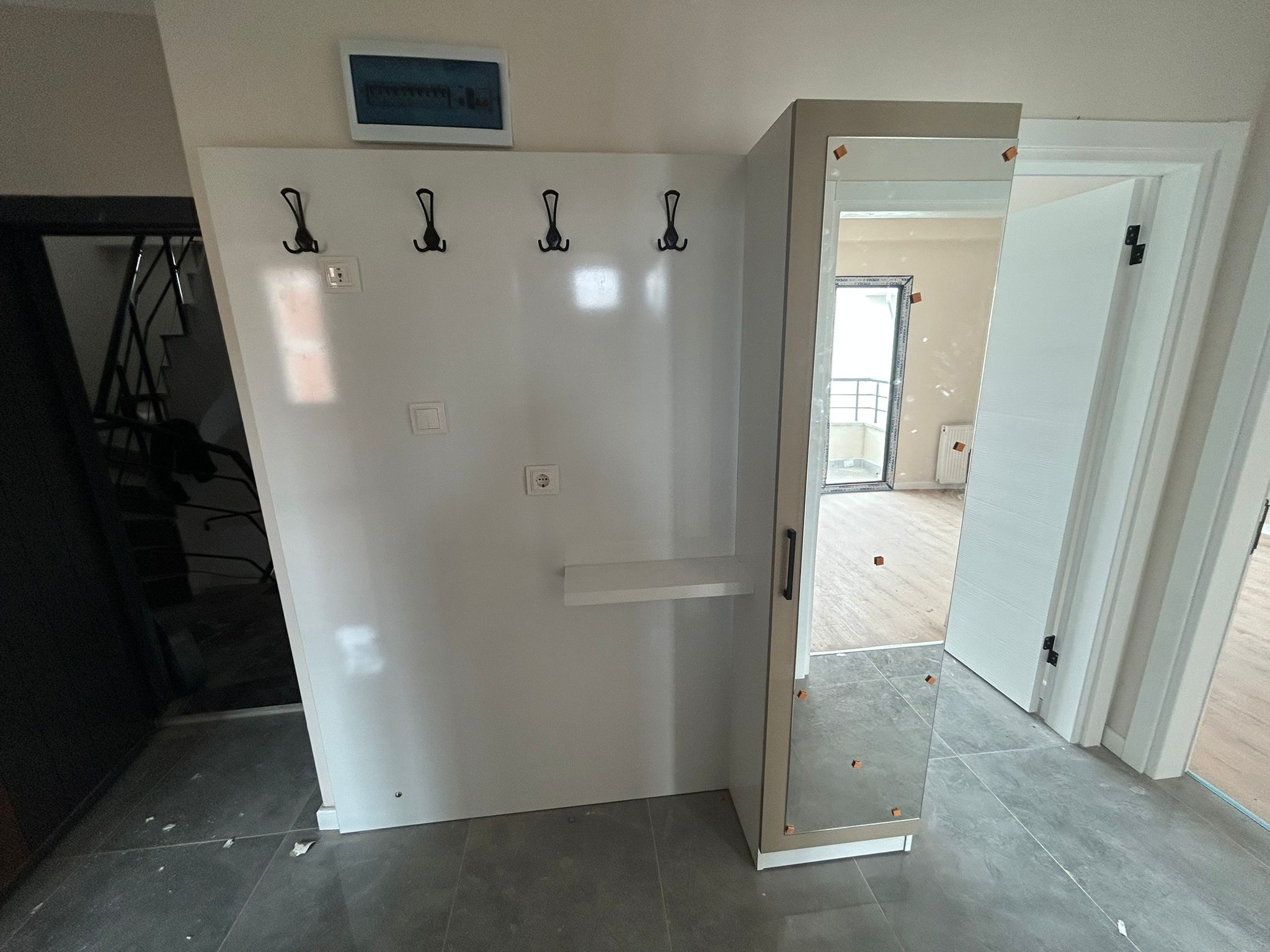 BALIKESİR EDREMİT CAMİVASAT MAHALLESİNDE SATILIK 2+1 DAİRE