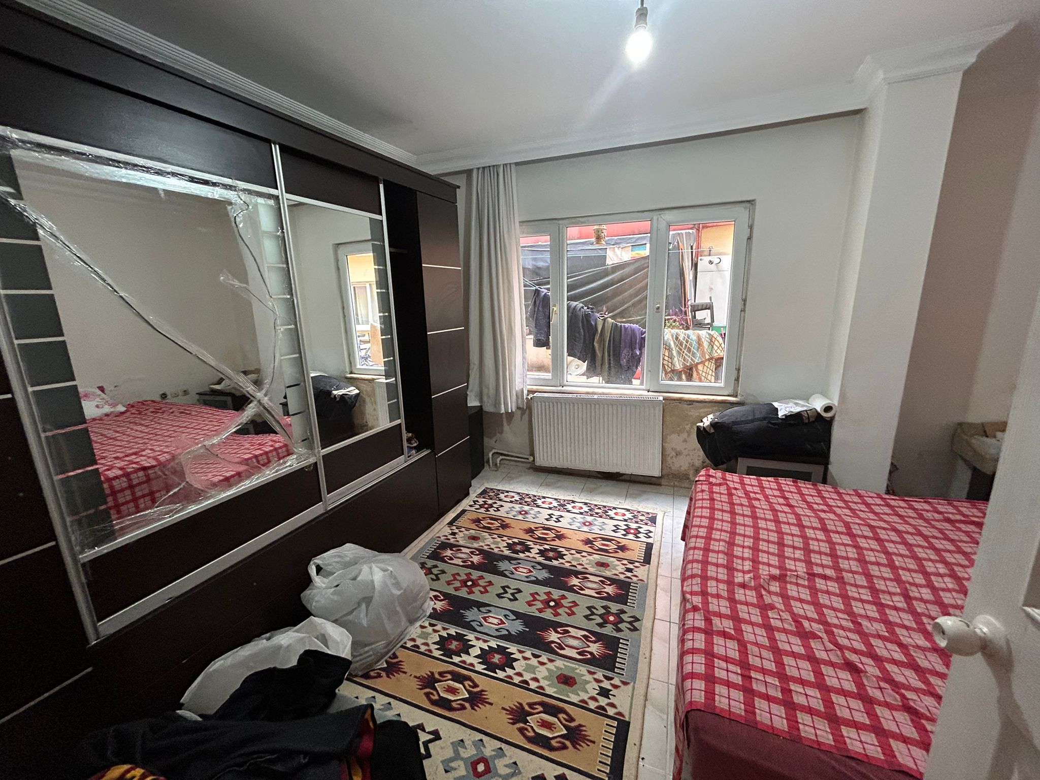 EDREMİT TUZCUMURAT MAHALLESİNDE SATILIK 3+1 DAİRE