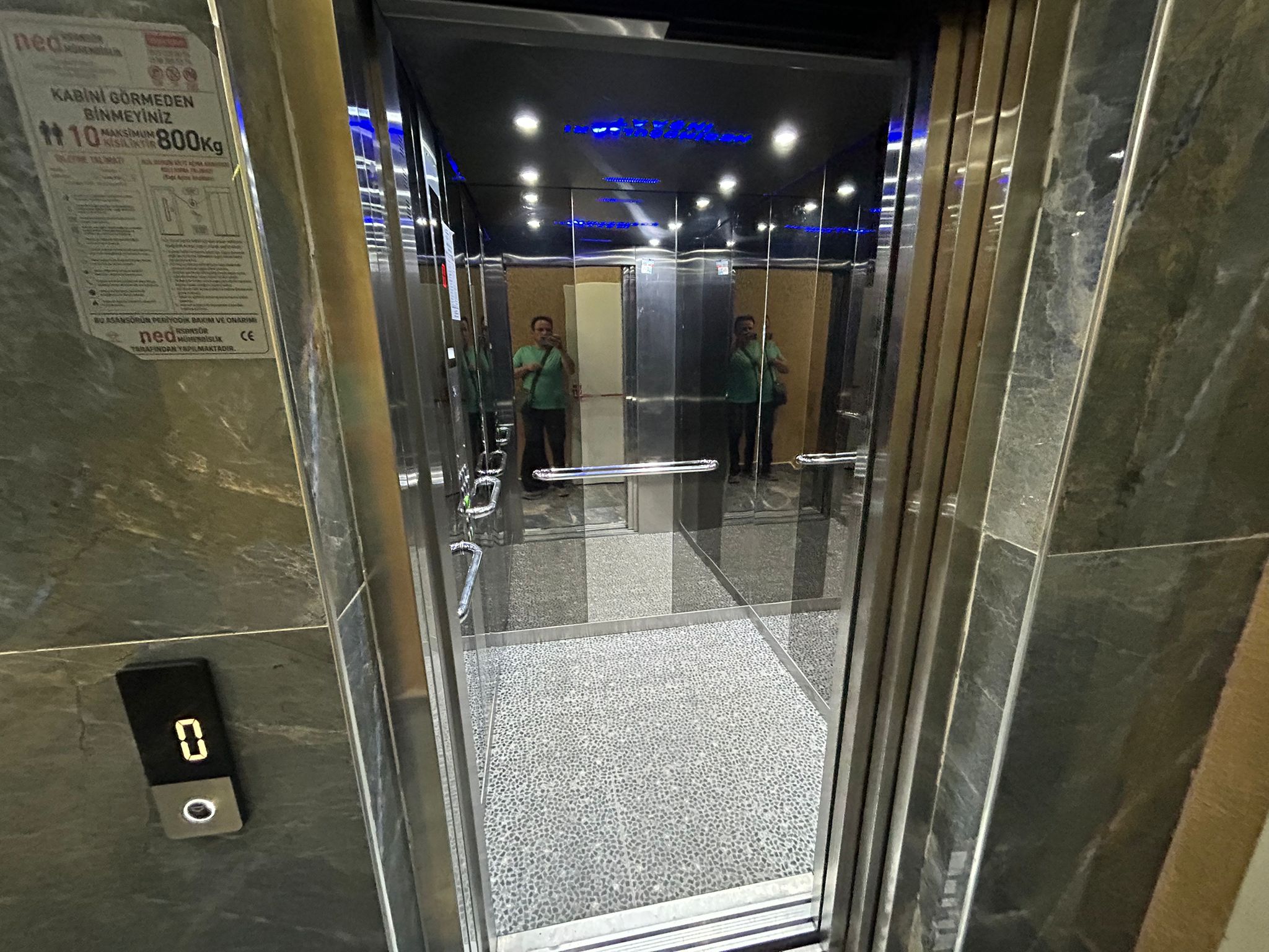 KADIKÖY'DE 4+1 DUBLEKS SATILIK DAİRE