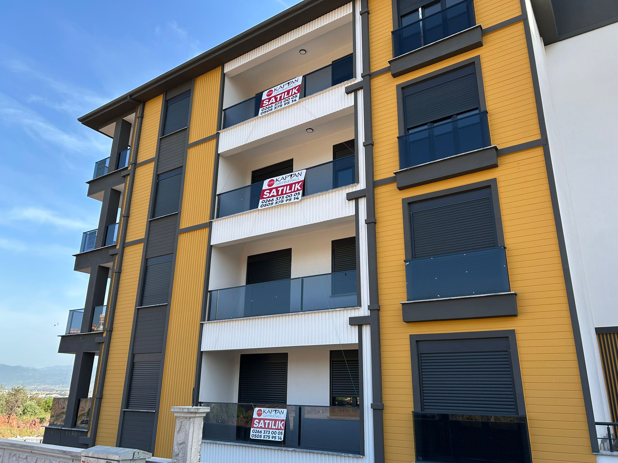 ATATÜRK MAHALLESİ’NİN EN GÜZEL NOKTASINDA! SATILIK 2+1 DAİRE (9numara)