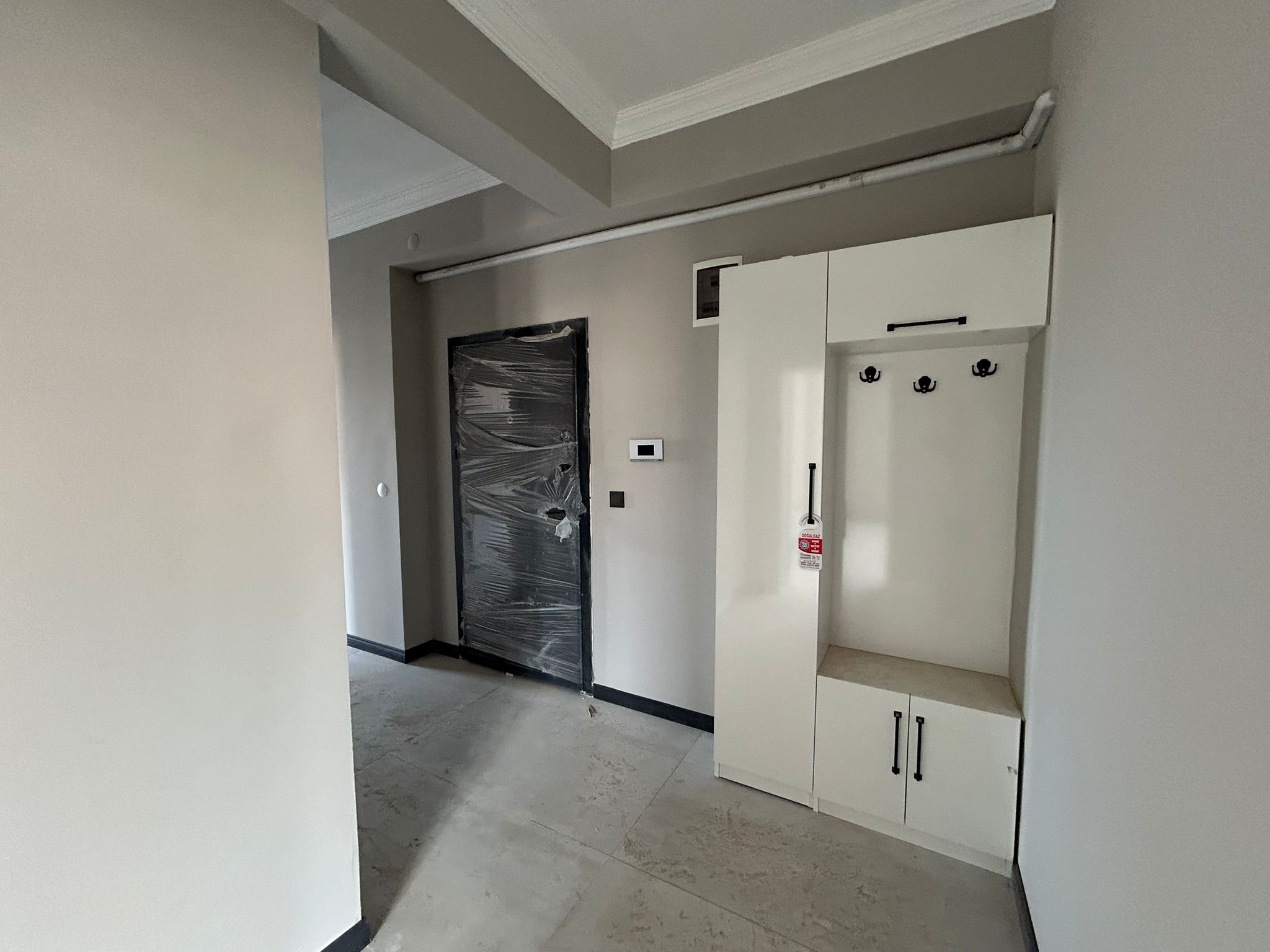 ATATÜRK'DE KİRALIK 2+1 SIFIR EBEVEYN BANYOLU DAİRE