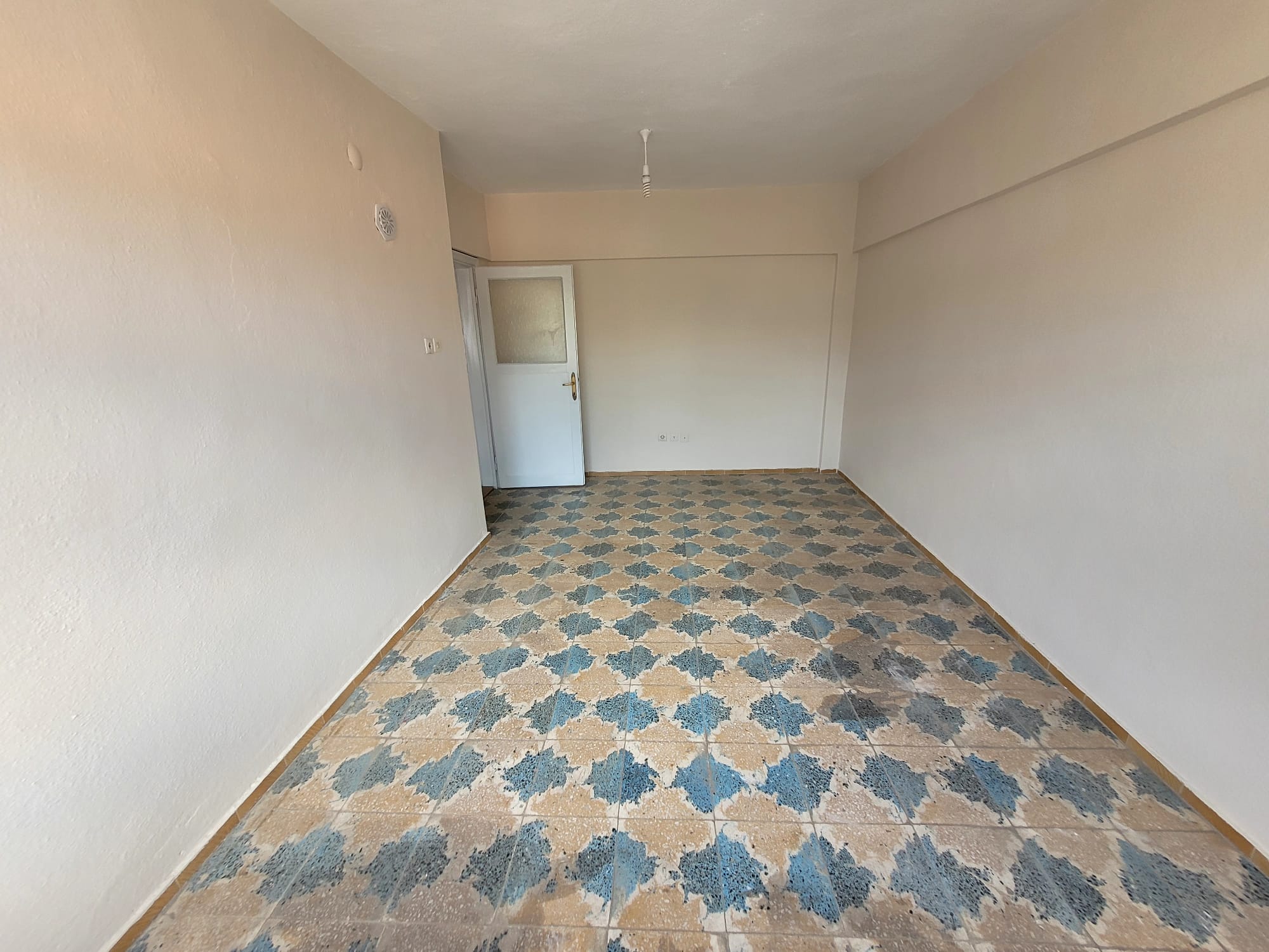 GAZİİLYAS MAHALLESİNDE KİRALIK 3+1 AYRI MUTFAK DAİRE