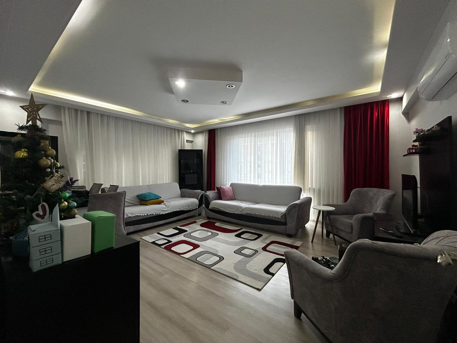 BALIKESİR EDREMİT KADIKÖY’DE LÜKS SİTE İÇİNDE 3+1 SATILIK DAİRE