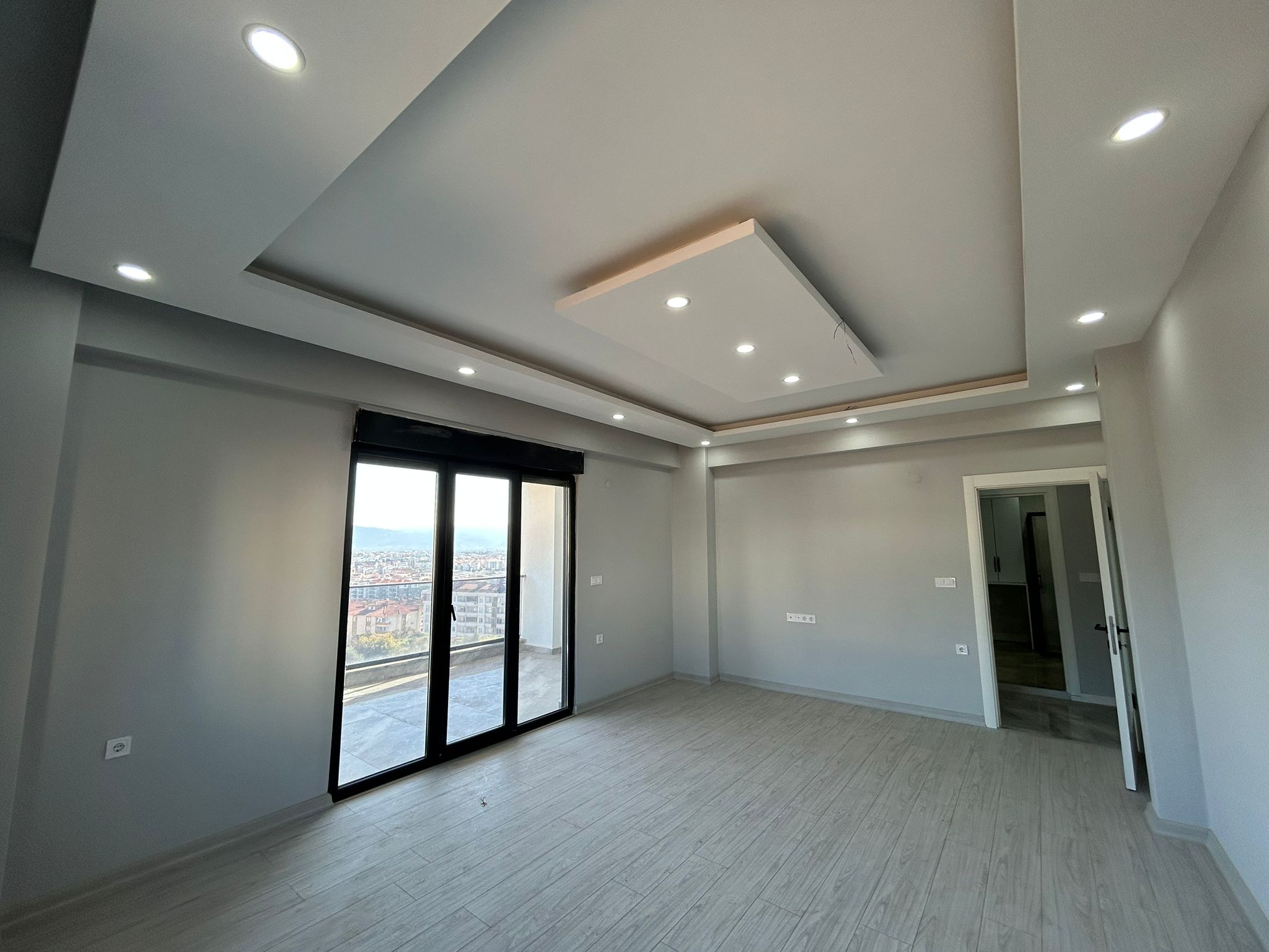 ATATÜRK MAHALLESİ’NİN EN GÜZEL YERİNDE SATILIK 3+1 DAİRE ( 16 Numara)